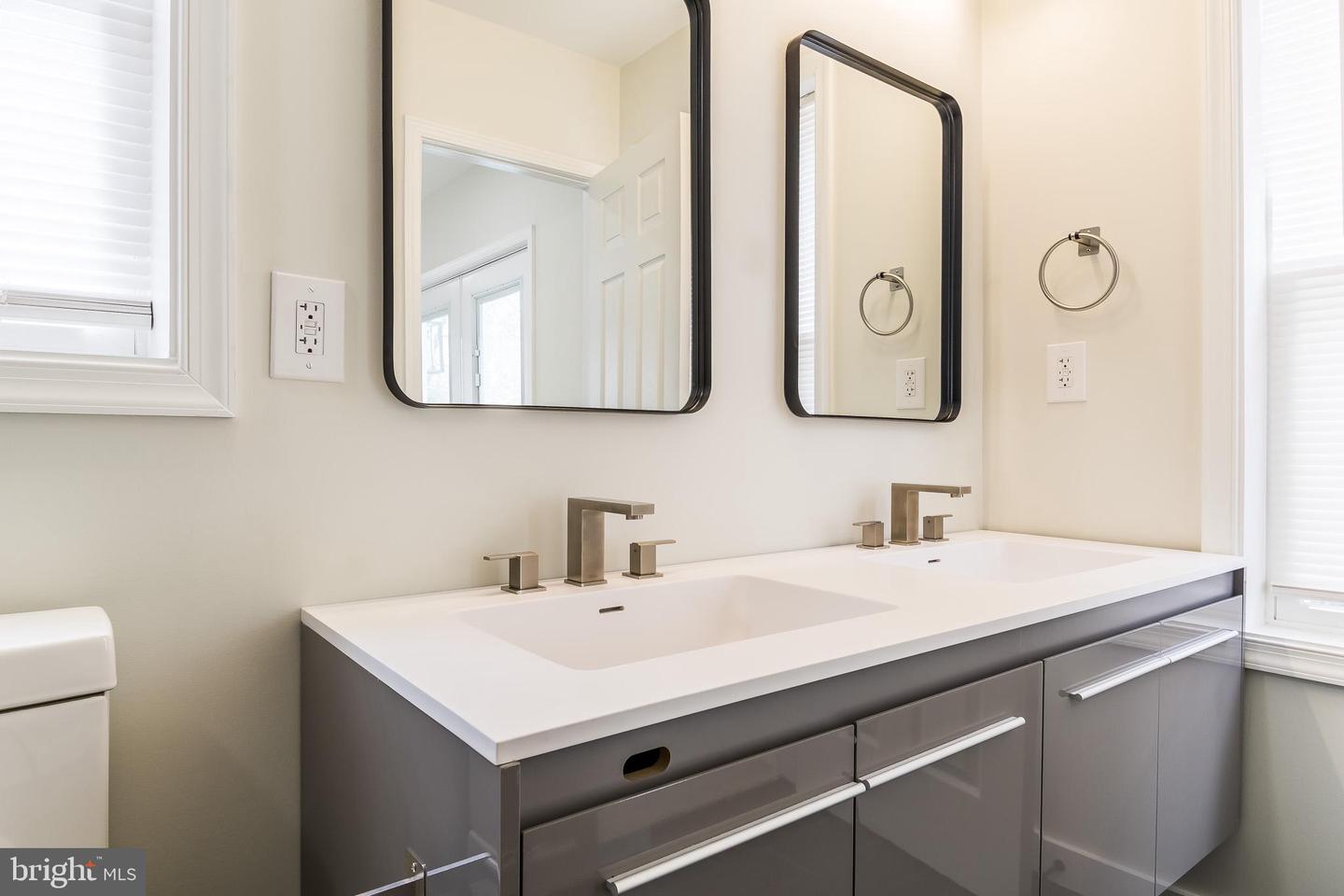 3127 G ST SE, WASHINGTON, District Of Columbia 20019, 4 Bedrooms Bedrooms, ,3 BathroomsBathrooms,Residential,For sale,3127 G ST SE,DCDC2190810 MLS # DCDC2190810