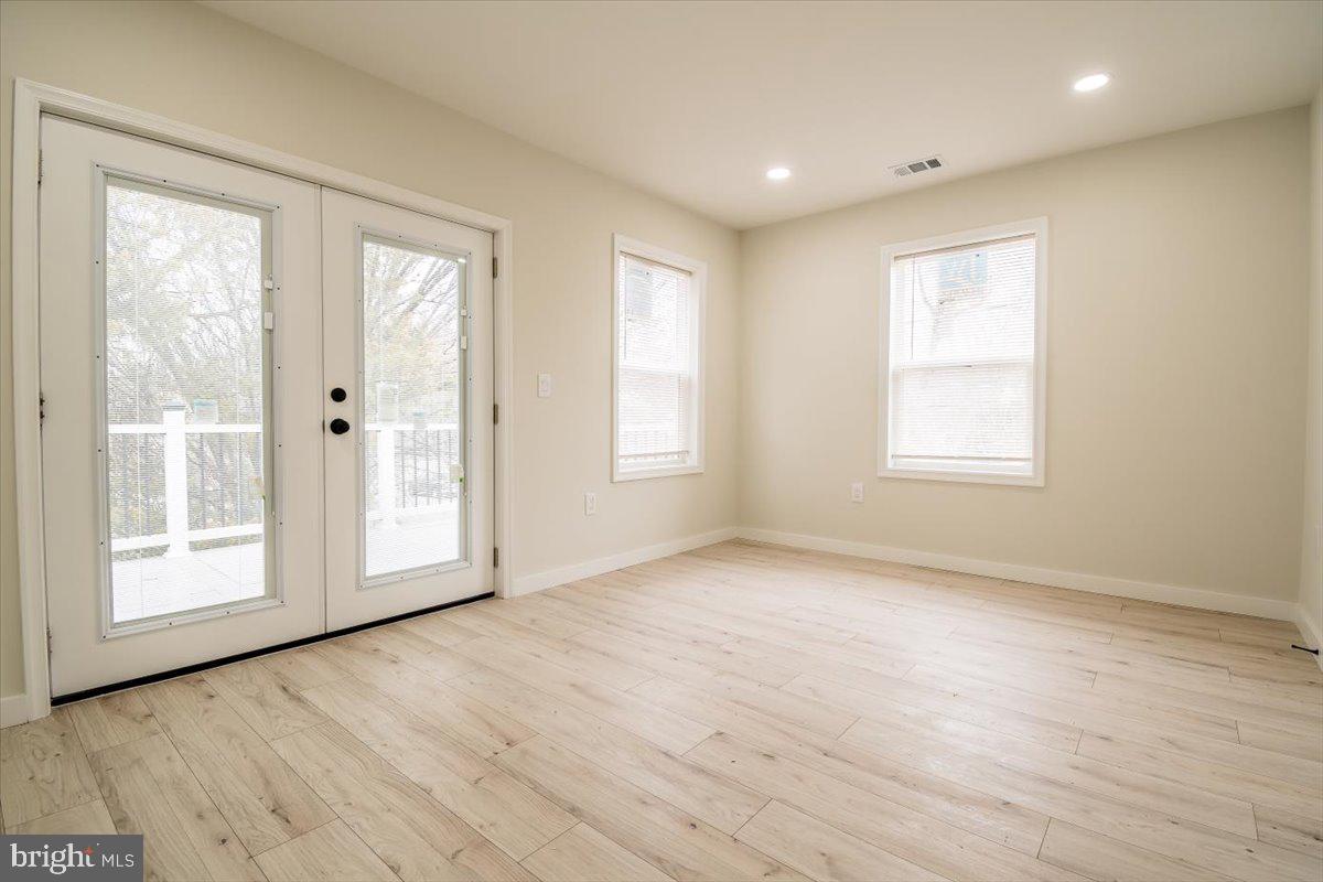 3127 G ST SE, WASHINGTON, District Of Columbia 20019, 4 Bedrooms Bedrooms, ,3 BathroomsBathrooms,Residential,For sale,3127 G ST SE,DCDC2190810 MLS # DCDC2190810