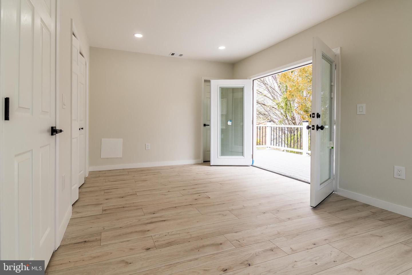 3127 G ST SE, WASHINGTON, District Of Columbia 20019, 4 Bedrooms Bedrooms, ,3 BathroomsBathrooms,Residential,For sale,3127 G ST SE,DCDC2190810 MLS # DCDC2190810