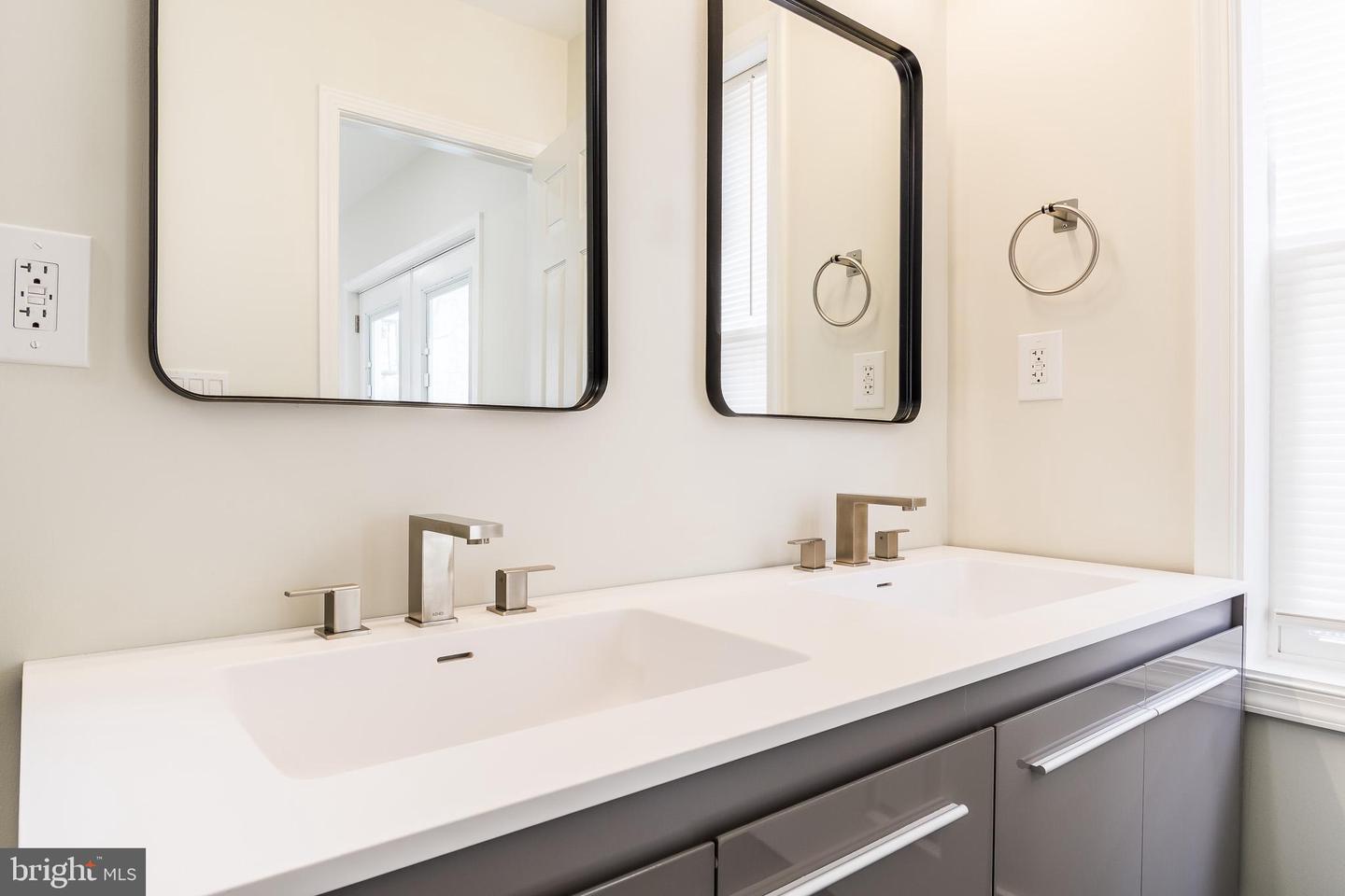 3127 G ST SE, WASHINGTON, District Of Columbia 20019, 4 Bedrooms Bedrooms, ,3 BathroomsBathrooms,Residential,For sale,3127 G ST SE,DCDC2190810 MLS # DCDC2190810