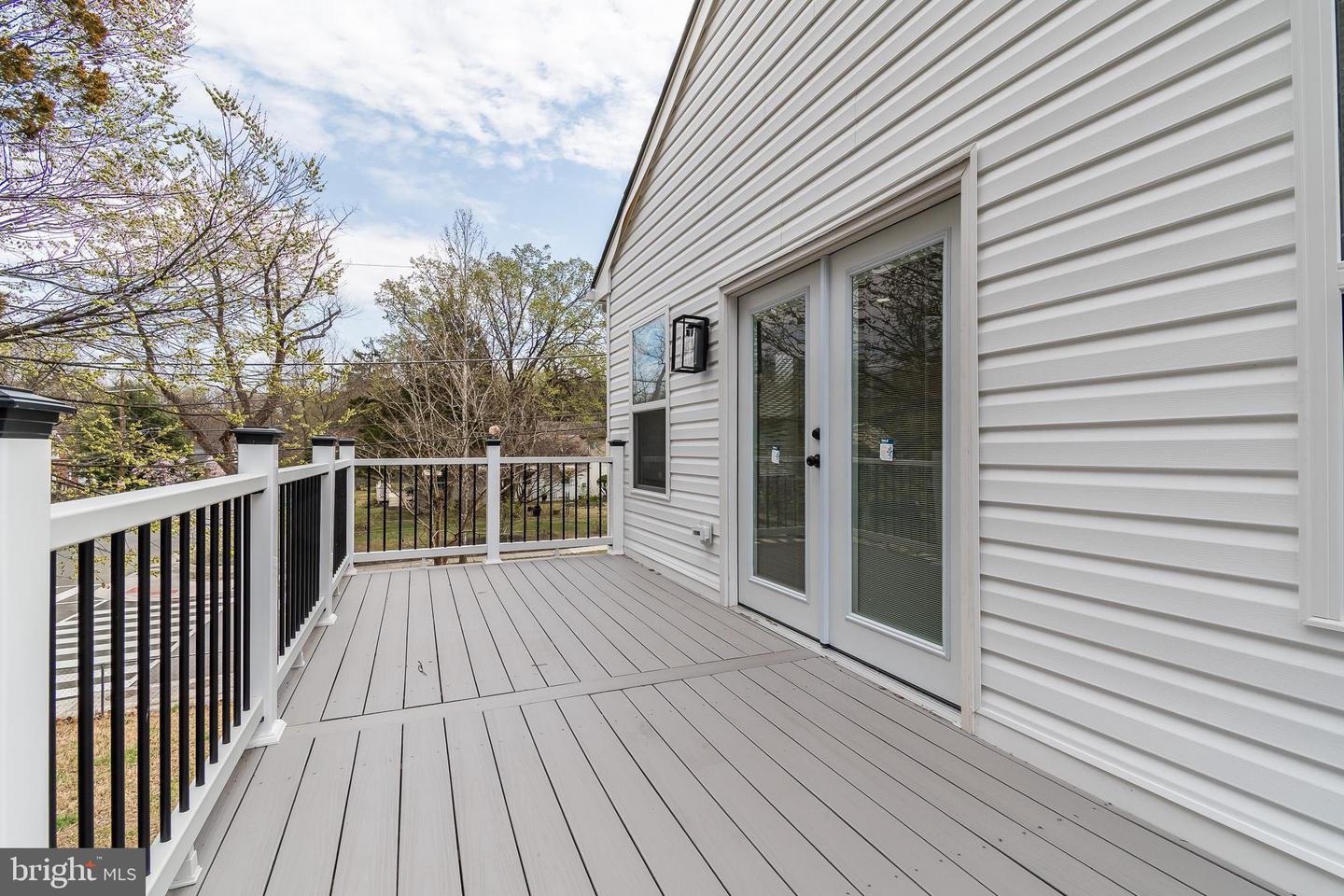 3127 G ST SE, WASHINGTON, District Of Columbia 20019, 4 Bedrooms Bedrooms, ,3 BathroomsBathrooms,Residential,For sale,3127 G ST SE,DCDC2190810 MLS # DCDC2190810