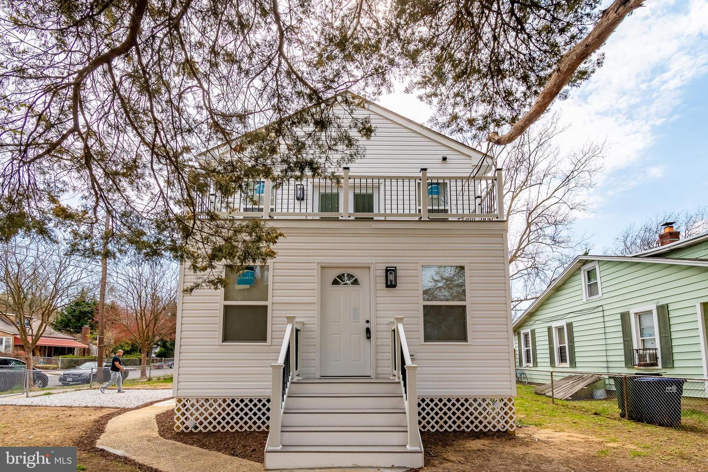 3127 G ST SE, WASHINGTON, District Of Columbia 20019, 4 Bedrooms Bedrooms, ,3 BathroomsBathrooms,Residential,For sale,3127 G ST SE,DCDC2190810 MLS # DCDC2190810