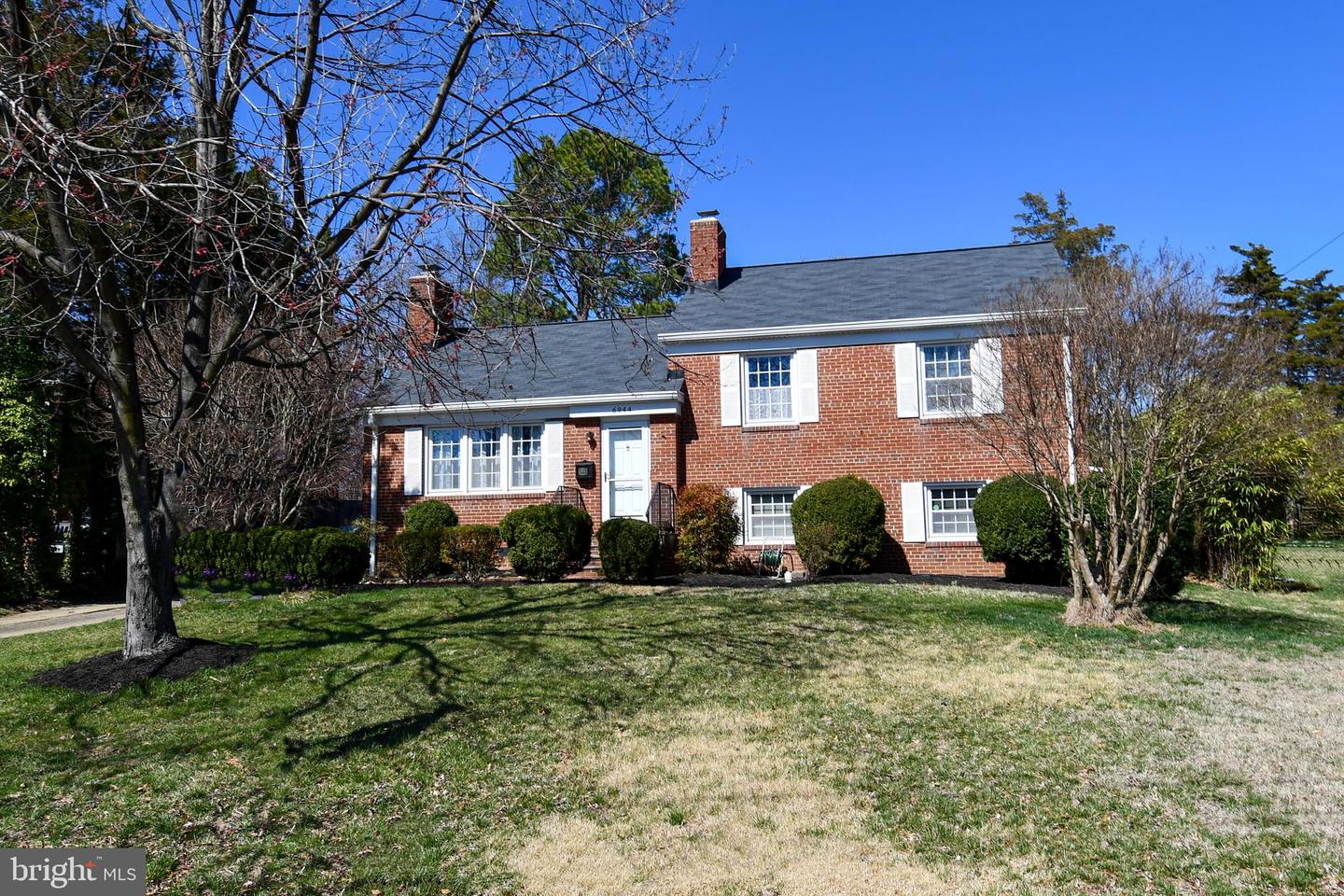 6944 ESSEX AVE, SPRINGFIELD, Virginia 22150, 3 Bedrooms Bedrooms, ,2 BathroomsBathrooms,Residential,For sale,6944 ESSEX AVE,VAFX2229004 MLS # VAFX2229004