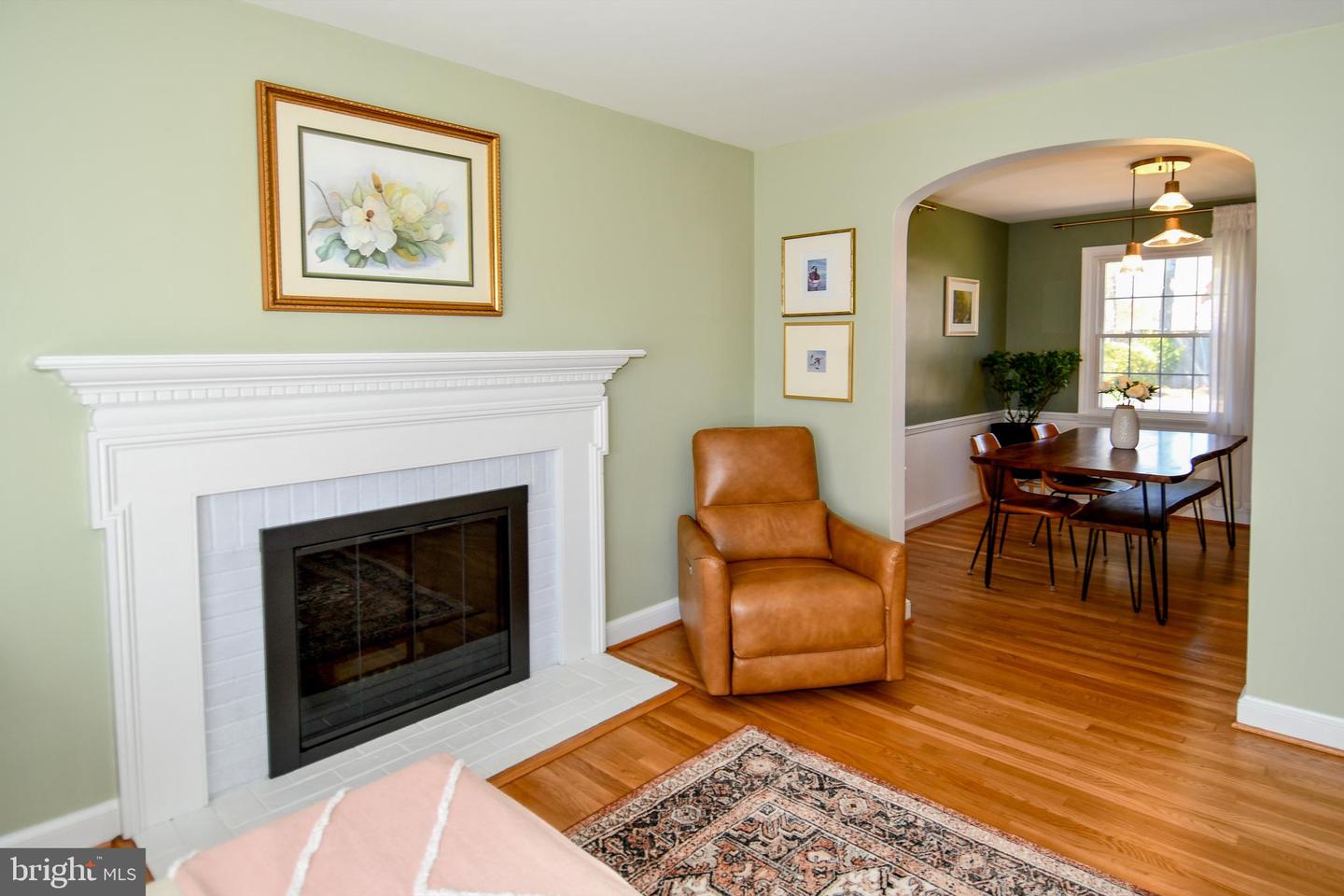 6944 ESSEX AVE, SPRINGFIELD, Virginia 22150, 3 Bedrooms Bedrooms, ,2 BathroomsBathrooms,Residential,For sale,6944 ESSEX AVE,VAFX2229004 MLS # VAFX2229004