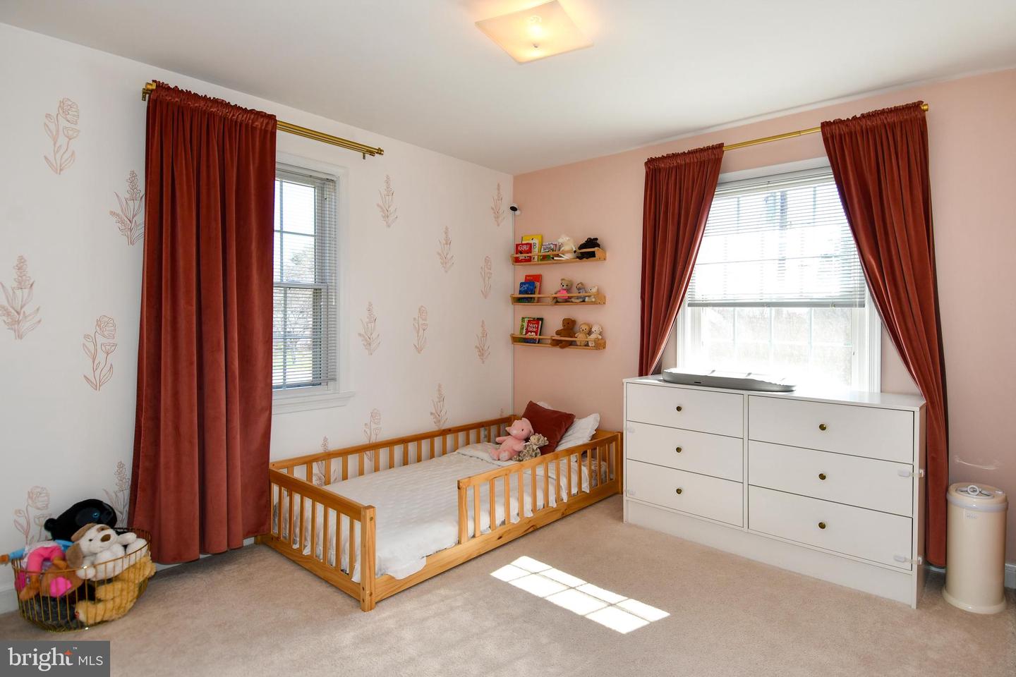6944 ESSEX AVE, SPRINGFIELD, Virginia 22150, 3 Bedrooms Bedrooms, ,2 BathroomsBathrooms,Residential,For sale,6944 ESSEX AVE,VAFX2229004 MLS # VAFX2229004