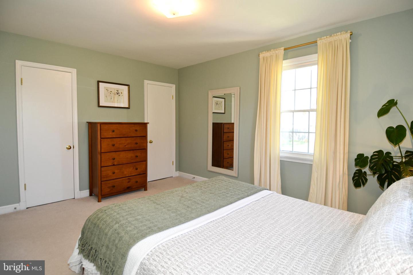 6944 ESSEX AVE, SPRINGFIELD, Virginia 22150, 3 Bedrooms Bedrooms, ,2 BathroomsBathrooms,Residential,For sale,6944 ESSEX AVE,VAFX2229004 MLS # VAFX2229004