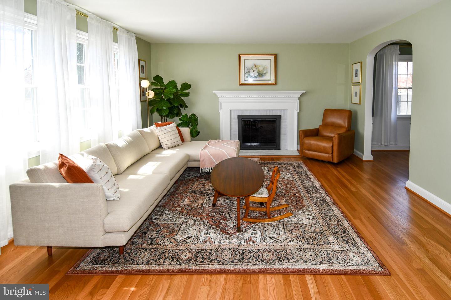 6944 ESSEX AVE, SPRINGFIELD, Virginia 22150, 3 Bedrooms Bedrooms, ,2 BathroomsBathrooms,Residential,For sale,6944 ESSEX AVE,VAFX2229004 MLS # VAFX2229004