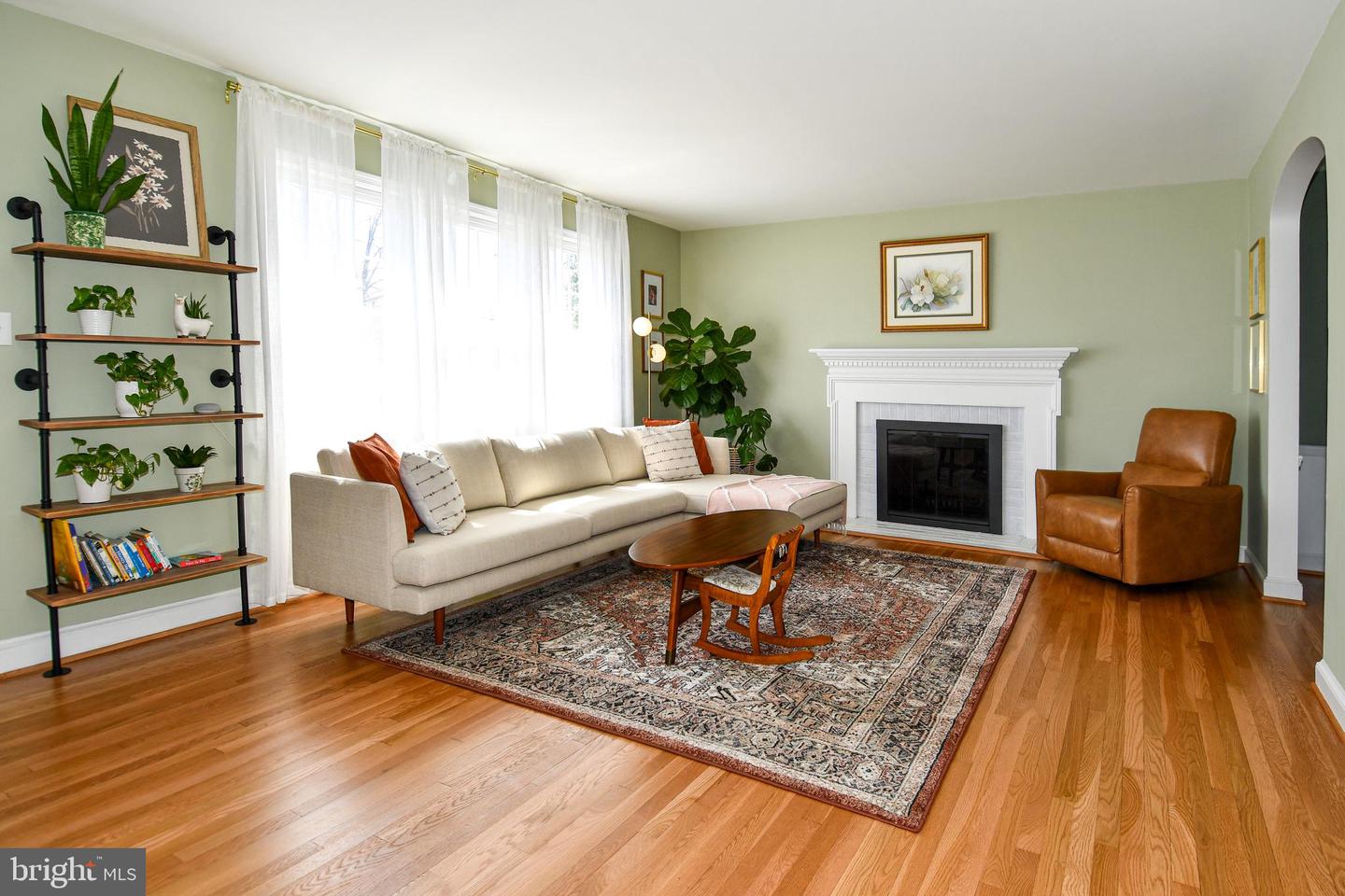6944 ESSEX AVE, SPRINGFIELD, Virginia 22150, 3 Bedrooms Bedrooms, ,2 BathroomsBathrooms,Residential,For sale,6944 ESSEX AVE,VAFX2229004 MLS # VAFX2229004