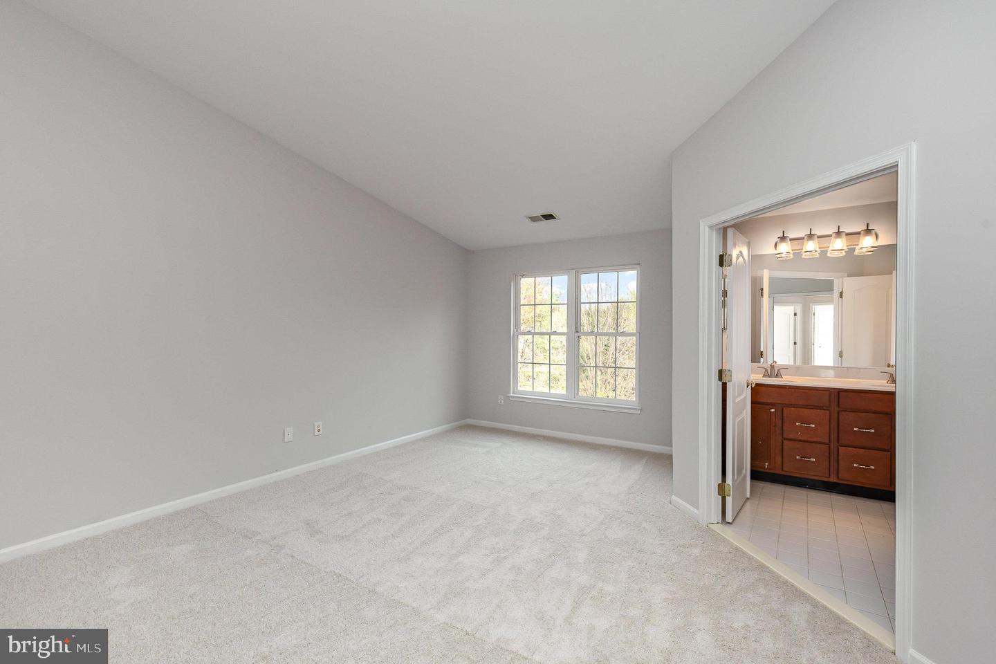 134 MISTY POND TER, PURCELLVILLE, Virginia 20132, 3 Bedrooms Bedrooms, ,2 BathroomsBathrooms,Residential,For sale,134 MISTY POND TER,VALO2092168 MLS # VALO2092168