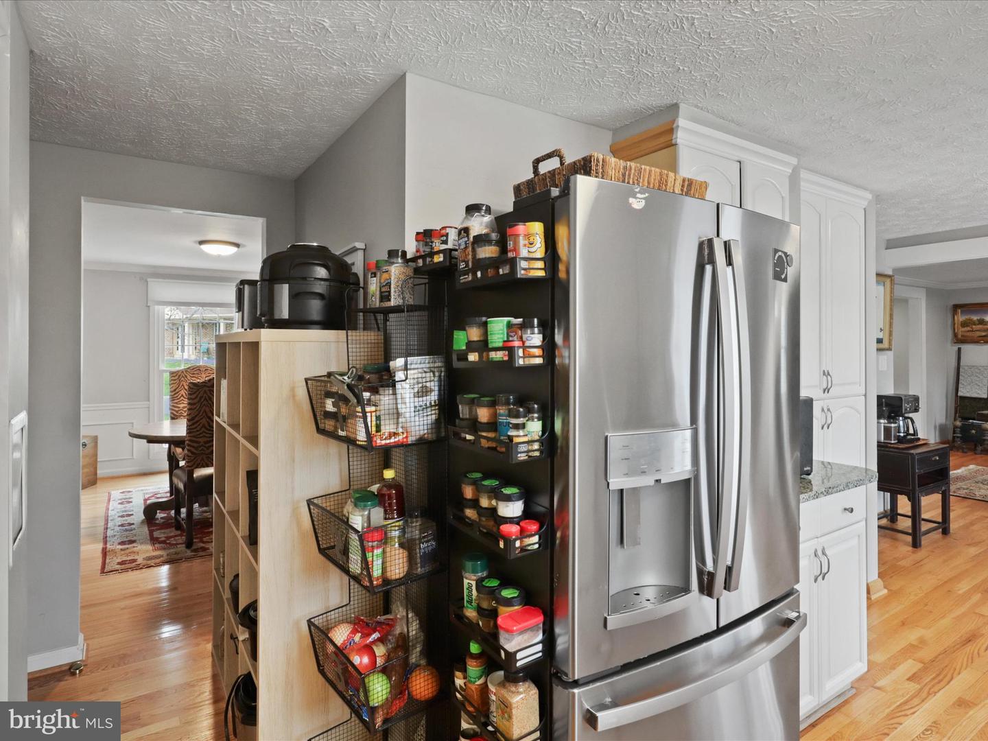 5516 YELLOW RAIL CT, FAIRFAX, Virginia 22032, 5 Bedrooms Bedrooms, ,3 BathroomsBathrooms,Residential,For sale,5516 YELLOW RAIL CT,VAFX2230766 MLS # VAFX2230766