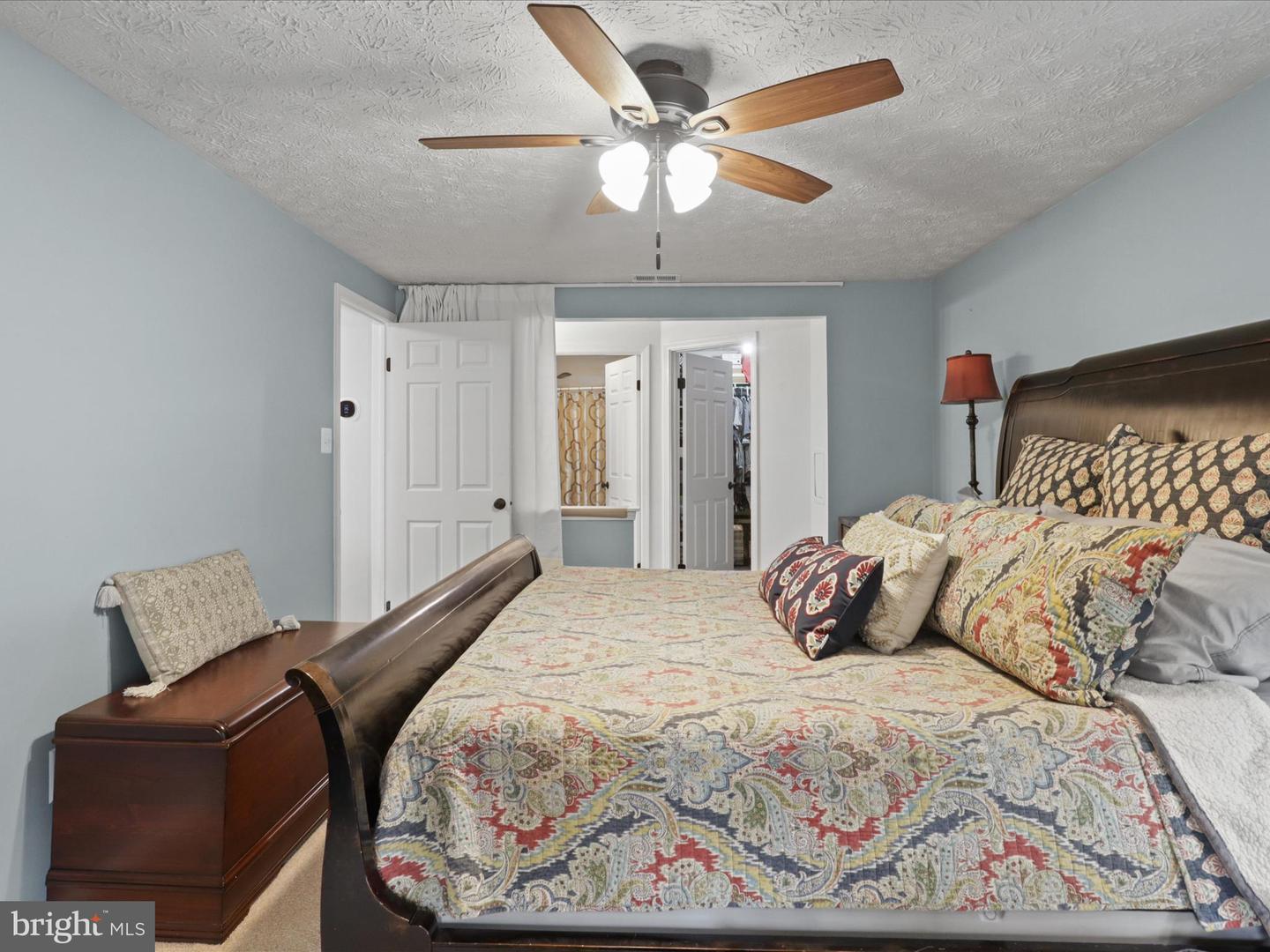 5516 YELLOW RAIL CT, FAIRFAX, Virginia 22032, 5 Bedrooms Bedrooms, ,3 BathroomsBathrooms,Residential,For sale,5516 YELLOW RAIL CT,VAFX2230766 MLS # VAFX2230766
