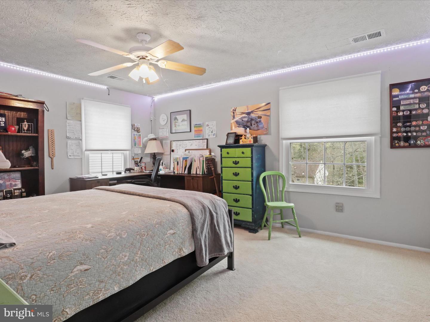 5516 YELLOW RAIL CT, FAIRFAX, Virginia 22032, 5 Bedrooms Bedrooms, ,3 BathroomsBathrooms,Residential,For sale,5516 YELLOW RAIL CT,VAFX2230766 MLS # VAFX2230766