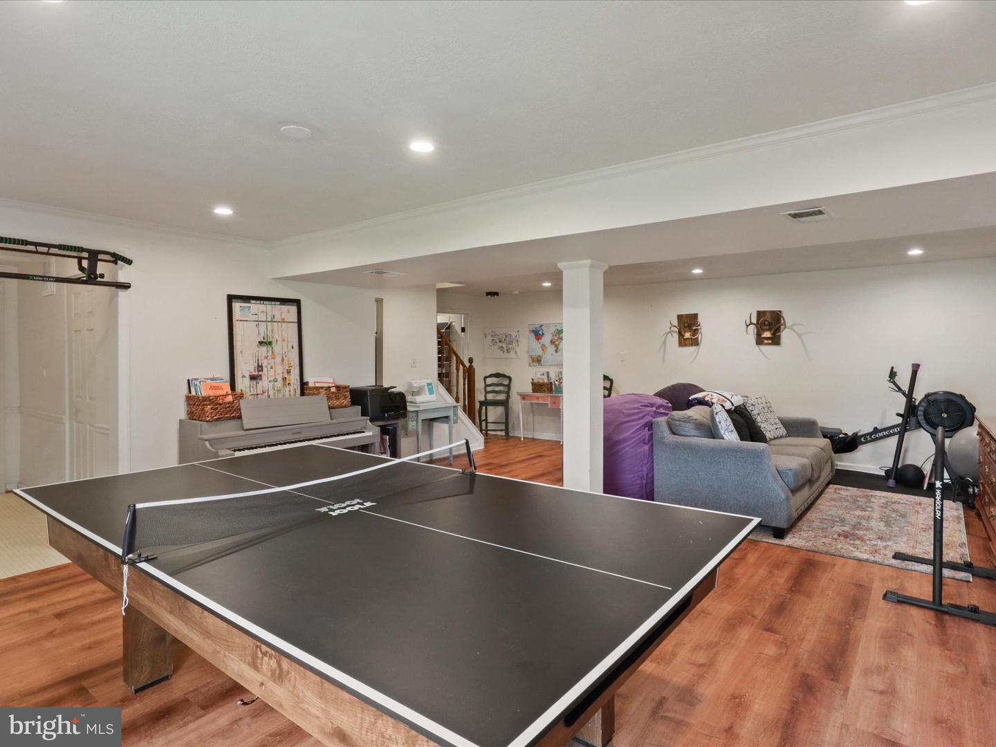 5516 YELLOW RAIL CT, FAIRFAX, Virginia 22032, 5 Bedrooms Bedrooms, ,3 BathroomsBathrooms,Residential,For sale,5516 YELLOW RAIL CT,VAFX2230766 MLS # VAFX2230766