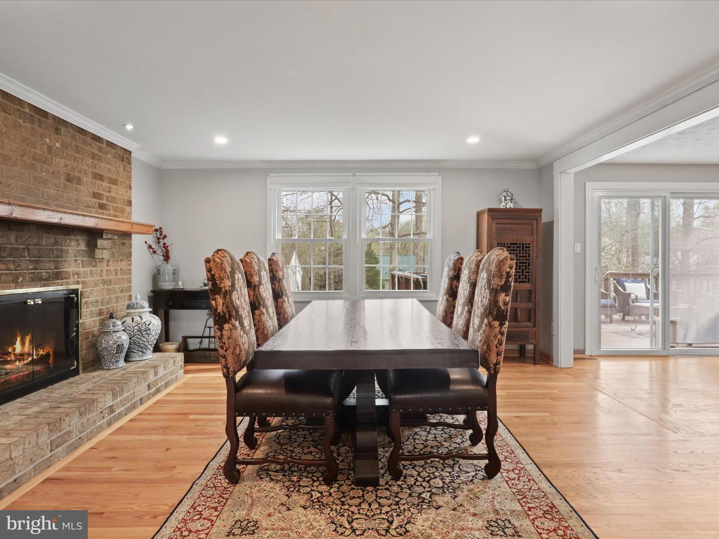 5516 YELLOW RAIL CT, FAIRFAX, Virginia 22032, 5 Bedrooms Bedrooms, ,3 BathroomsBathrooms,Residential,For sale,5516 YELLOW RAIL CT,VAFX2230766 MLS # VAFX2230766