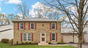 5516 YELLOW RAIL CT, FAIRFAX, Virginia 22032, 5 Bedrooms Bedrooms, ,3 BathroomsBathrooms,Residential,For sale,5516 YELLOW RAIL CT,VAFX2230766 MLS # VAFX2230766