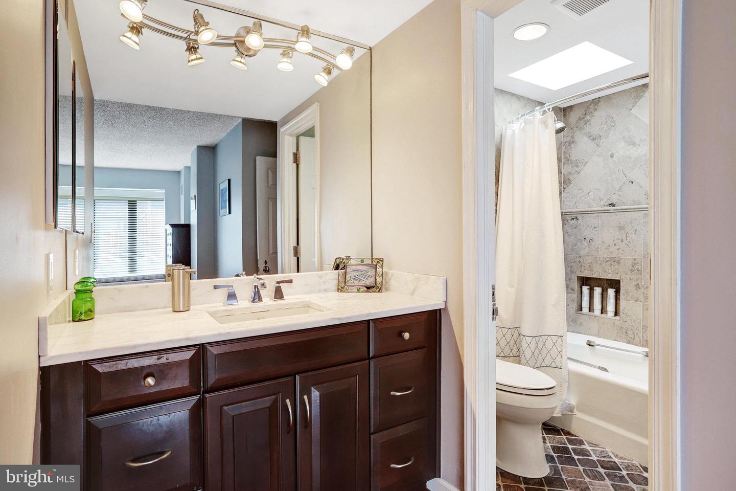 1080 WISCONSIN AVE NW #3020, WASHINGTON, District Of Columbia 20007, 2 Bedrooms Bedrooms, ,2 BathroomsBathrooms,Residential,For sale,1080 WISCONSIN AVE NW #3020,DCDC2192952 MLS # DCDC2192952