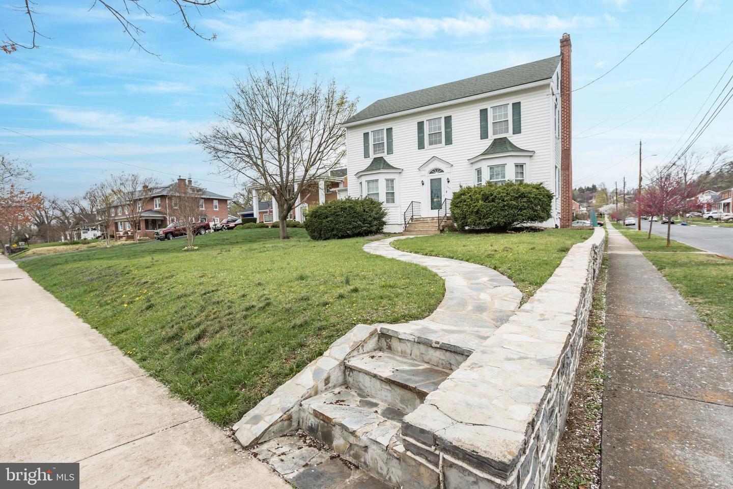 1503 VALLEY AVE, WINCHESTER, Virginia 22601, 5 Bedrooms Bedrooms, ,3 BathroomsBathrooms,Residential,For sale,1503 VALLEY AVE,VAWI2007452 MLS # VAWI2007452
