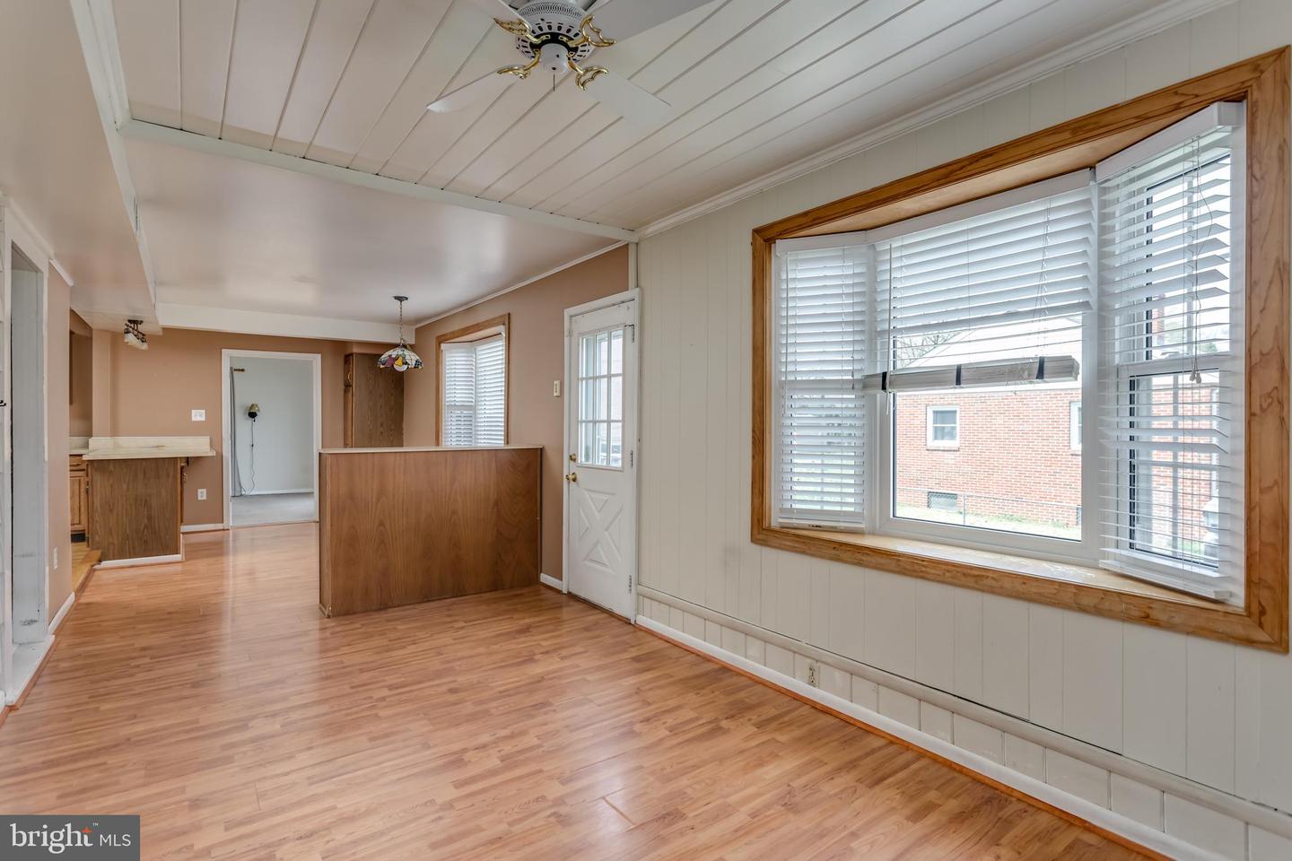 1503 VALLEY AVE, WINCHESTER, Virginia 22601, 5 Bedrooms Bedrooms, ,3 BathroomsBathrooms,Residential,For sale,1503 VALLEY AVE,VAWI2007452 MLS # VAWI2007452