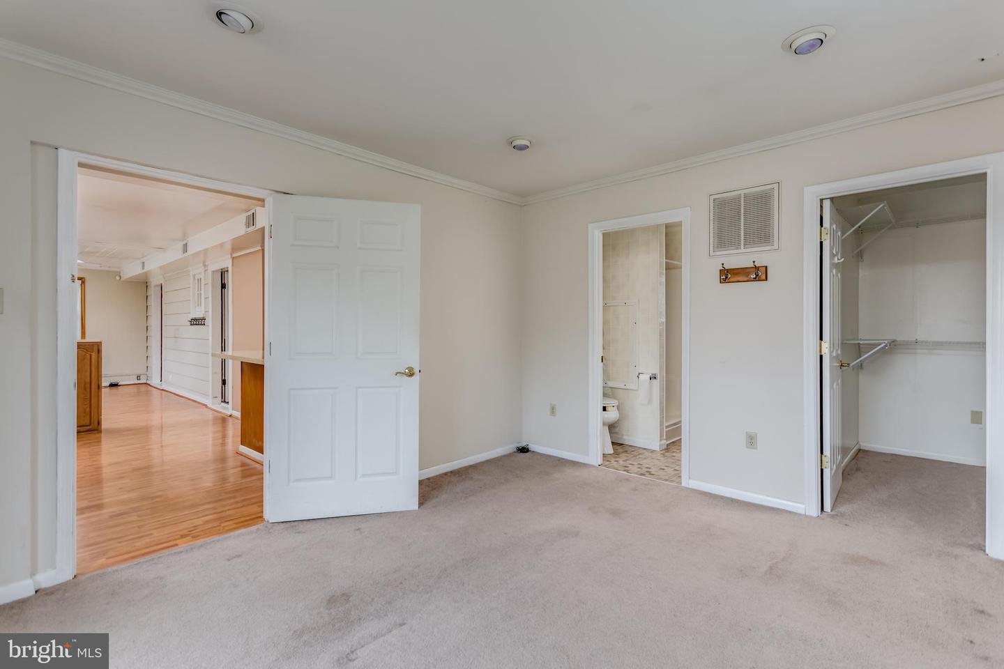 1503 VALLEY AVE, WINCHESTER, Virginia 22601, 5 Bedrooms Bedrooms, ,3 BathroomsBathrooms,Residential,For sale,1503 VALLEY AVE,VAWI2007452 MLS # VAWI2007452