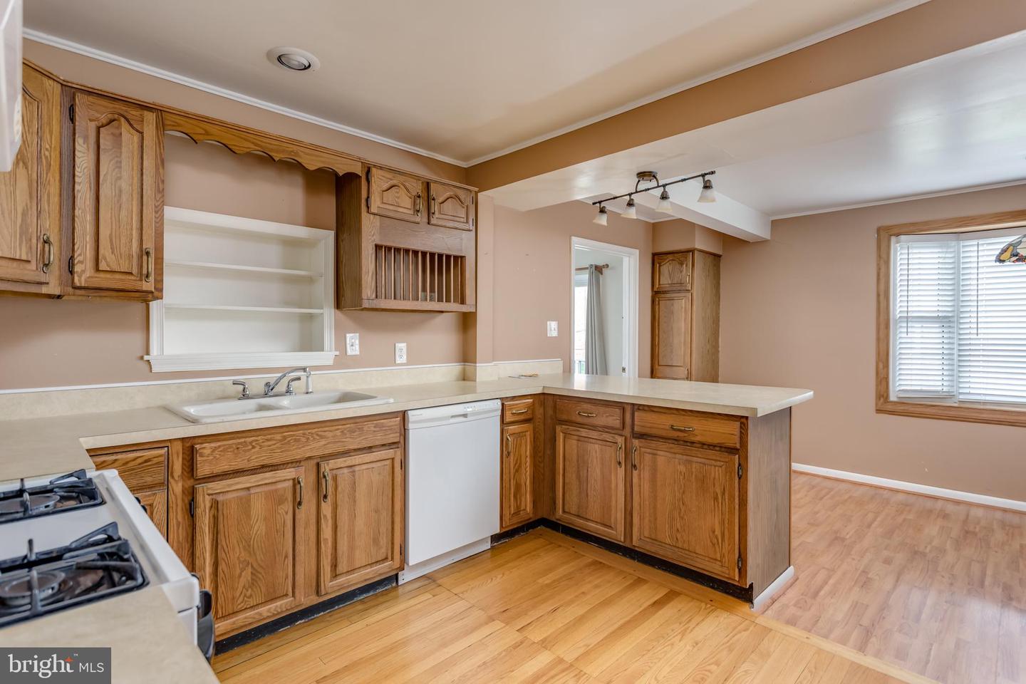 1503 VALLEY AVE, WINCHESTER, Virginia 22601, 5 Bedrooms Bedrooms, ,3 BathroomsBathrooms,Residential,For sale,1503 VALLEY AVE,VAWI2007452 MLS # VAWI2007452