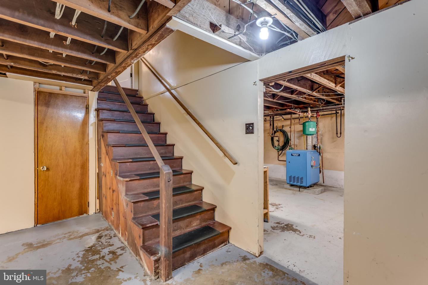 1503 VALLEY AVE, WINCHESTER, Virginia 22601, 5 Bedrooms Bedrooms, ,3 BathroomsBathrooms,Residential,For sale,1503 VALLEY AVE,VAWI2007452 MLS # VAWI2007452