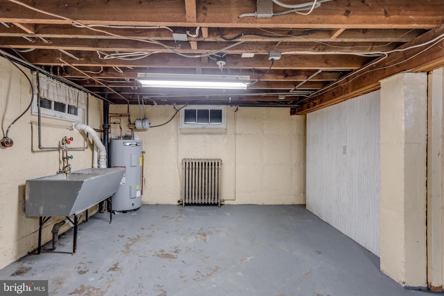 1503 VALLEY AVE, WINCHESTER, Virginia 22601, 5 Bedrooms Bedrooms, ,3 BathroomsBathrooms,Residential,For sale,1503 VALLEY AVE,VAWI2007452 MLS # VAWI2007452