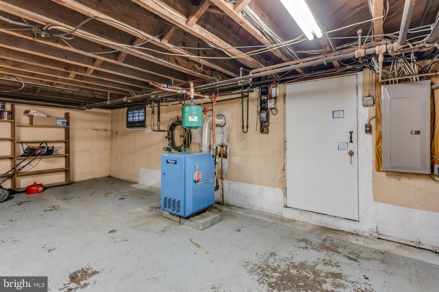 1503 VALLEY AVE, WINCHESTER, Virginia 22601, 5 Bedrooms Bedrooms, ,3 BathroomsBathrooms,Residential,For sale,1503 VALLEY AVE,VAWI2007452 MLS # VAWI2007452