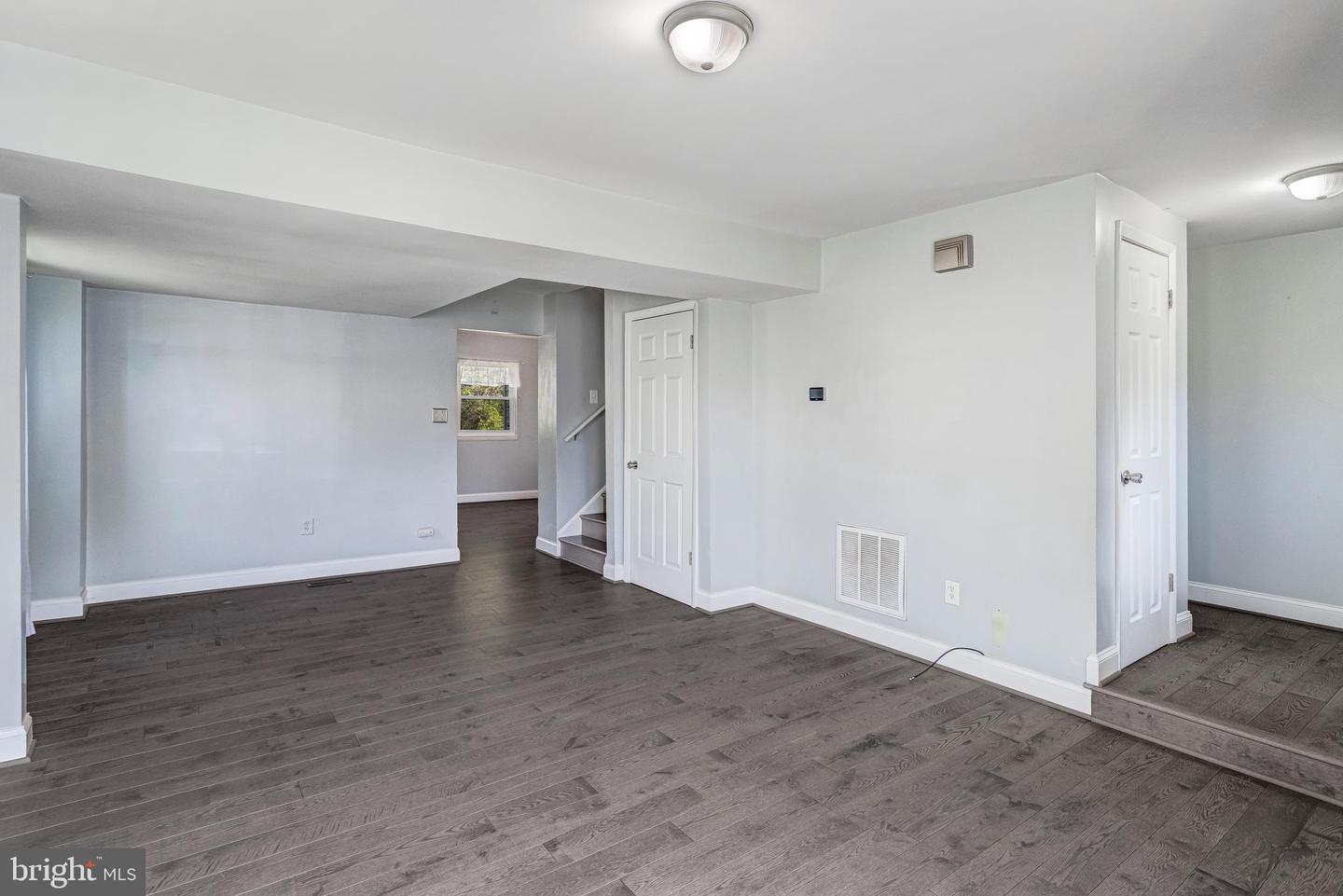 14012 GOLDEN CT, WOODBRIDGE, Virginia 22193, 3 Bedrooms Bedrooms, ,2 BathroomsBathrooms,Residential,For sale,14012 GOLDEN CT,VAPW2091172 MLS # VAPW2091172