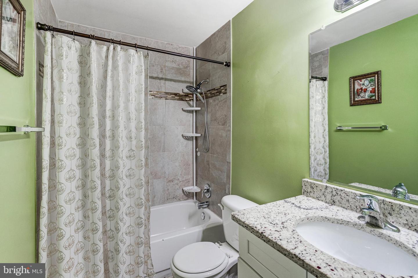 14012 GOLDEN CT, WOODBRIDGE, Virginia 22193, 3 Bedrooms Bedrooms, ,2 BathroomsBathrooms,Residential,For sale,14012 GOLDEN CT,VAPW2091172 MLS # VAPW2091172