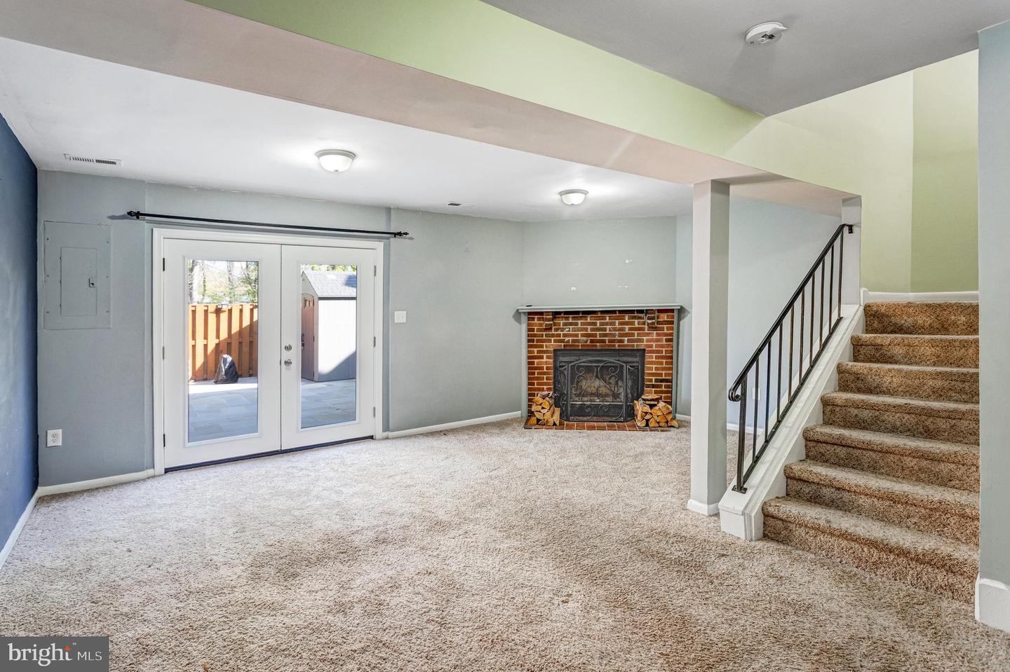 14012 GOLDEN CT, WOODBRIDGE, Virginia 22193, 3 Bedrooms Bedrooms, ,2 BathroomsBathrooms,Residential,For sale,14012 GOLDEN CT,VAPW2091172 MLS # VAPW2091172