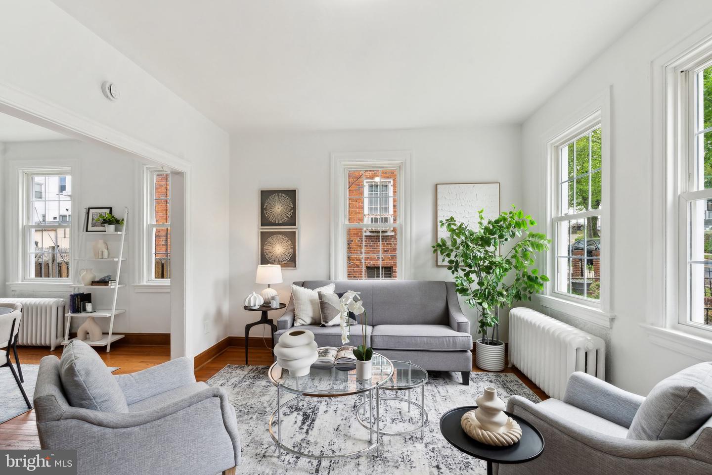 6202 5TH ST NW, WASHINGTON, District Of Columbia 20011, 3 Bedrooms Bedrooms, ,1 BathroomBathrooms,Residential,For sale,6202 5TH ST NW,DCDC2195524 MLS # DCDC2195524