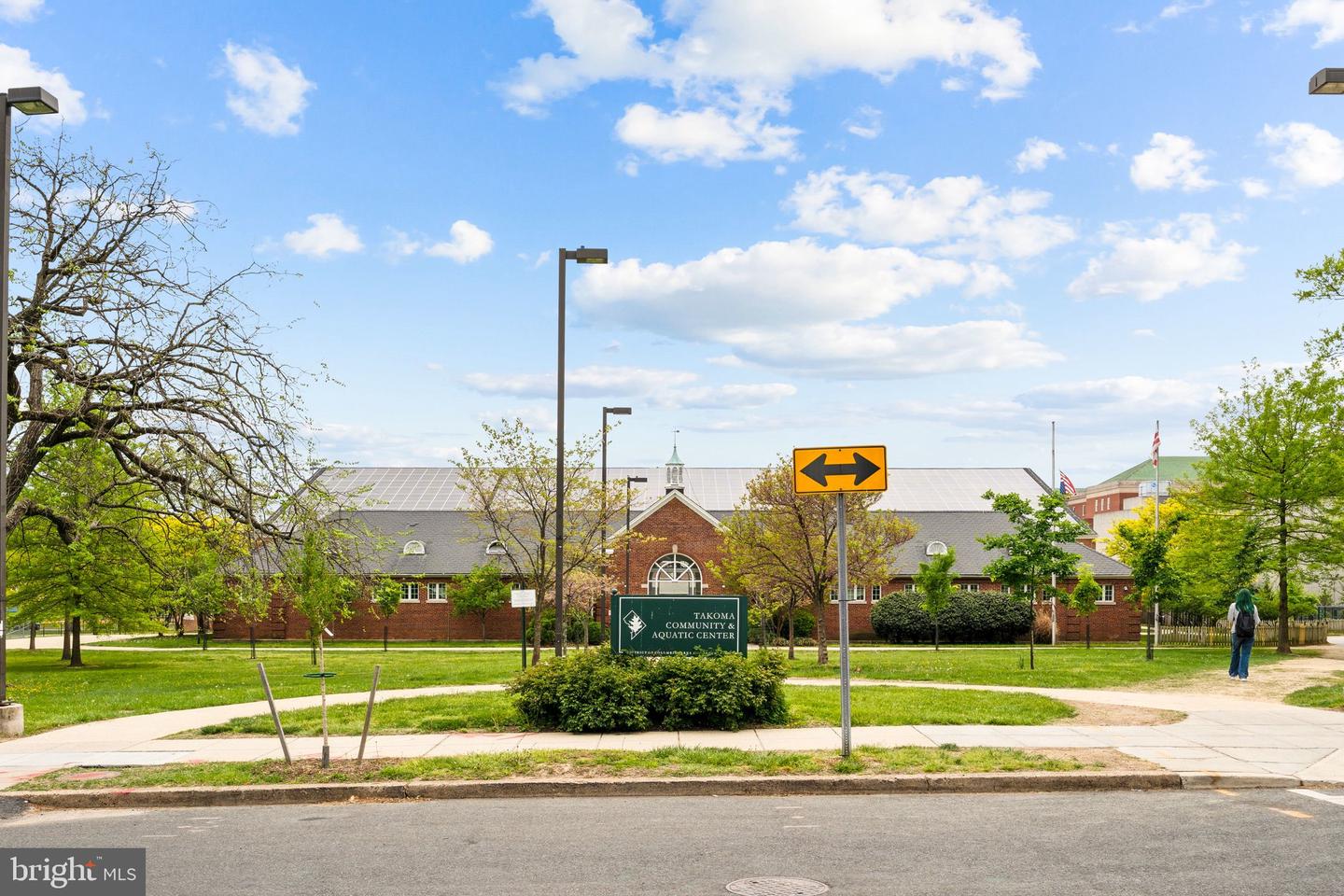 6202 5TH ST NW, WASHINGTON, District Of Columbia 20011, 3 Bedrooms Bedrooms, ,1 BathroomBathrooms,Residential,For sale,6202 5TH ST NW,DCDC2195524 MLS # DCDC2195524