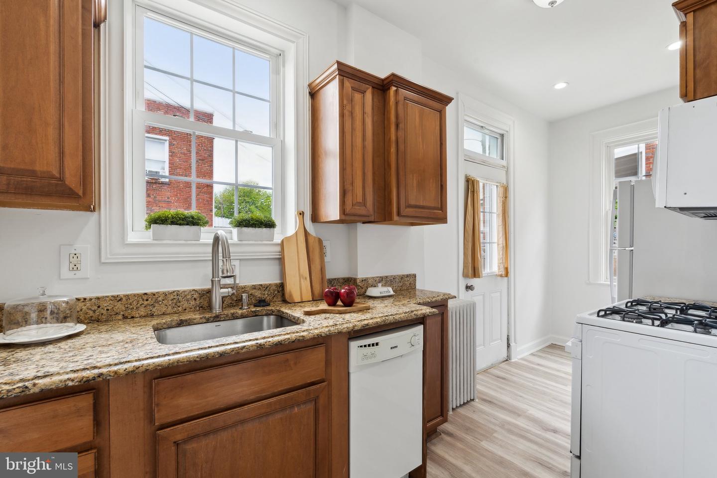 6202 5TH ST NW, WASHINGTON, District Of Columbia 20011, 3 Bedrooms Bedrooms, ,1 BathroomBathrooms,Residential,For sale,6202 5TH ST NW,DCDC2195524 MLS # DCDC2195524