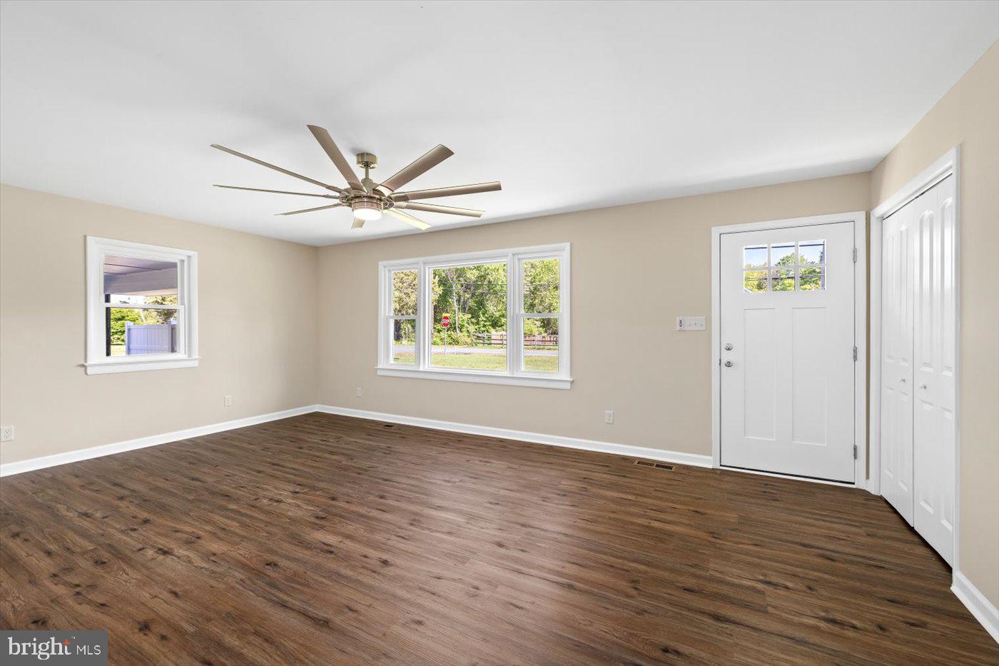 451 TRUSLOW RD, FREDERICKSBURG, Virginia 22405, 2 Bedrooms Bedrooms, 5 Rooms Rooms,1 BathroomBathrooms,Residential,For sale,451 TRUSLOW RD,VAST2037866 MLS # VAST2037866