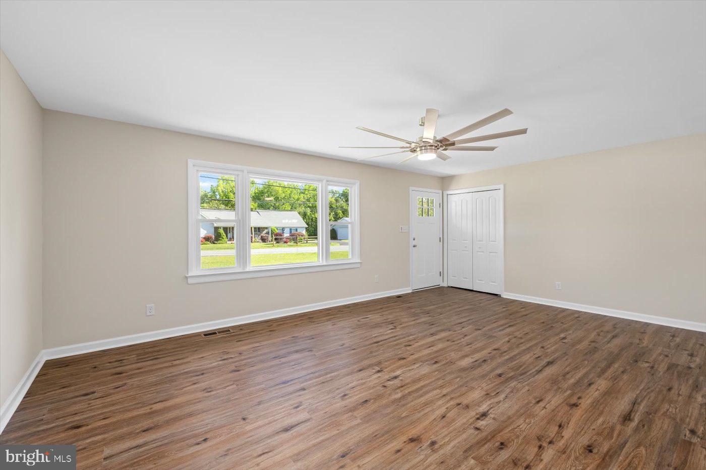 451 TRUSLOW RD, FREDERICKSBURG, Virginia 22405, 2 Bedrooms Bedrooms, 5 Rooms Rooms,1 BathroomBathrooms,Residential,For sale,451 TRUSLOW RD,VAST2037866 MLS # VAST2037866