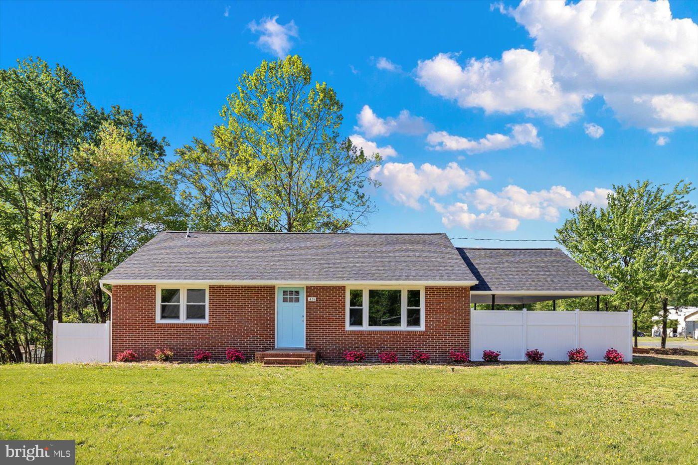 451 TRUSLOW RD, FREDERICKSBURG, Virginia 22405, 2 Bedrooms Bedrooms, 5 Rooms Rooms,1 BathroomBathrooms,Residential,For sale,451 TRUSLOW RD,VAST2037866 MLS # VAST2037866