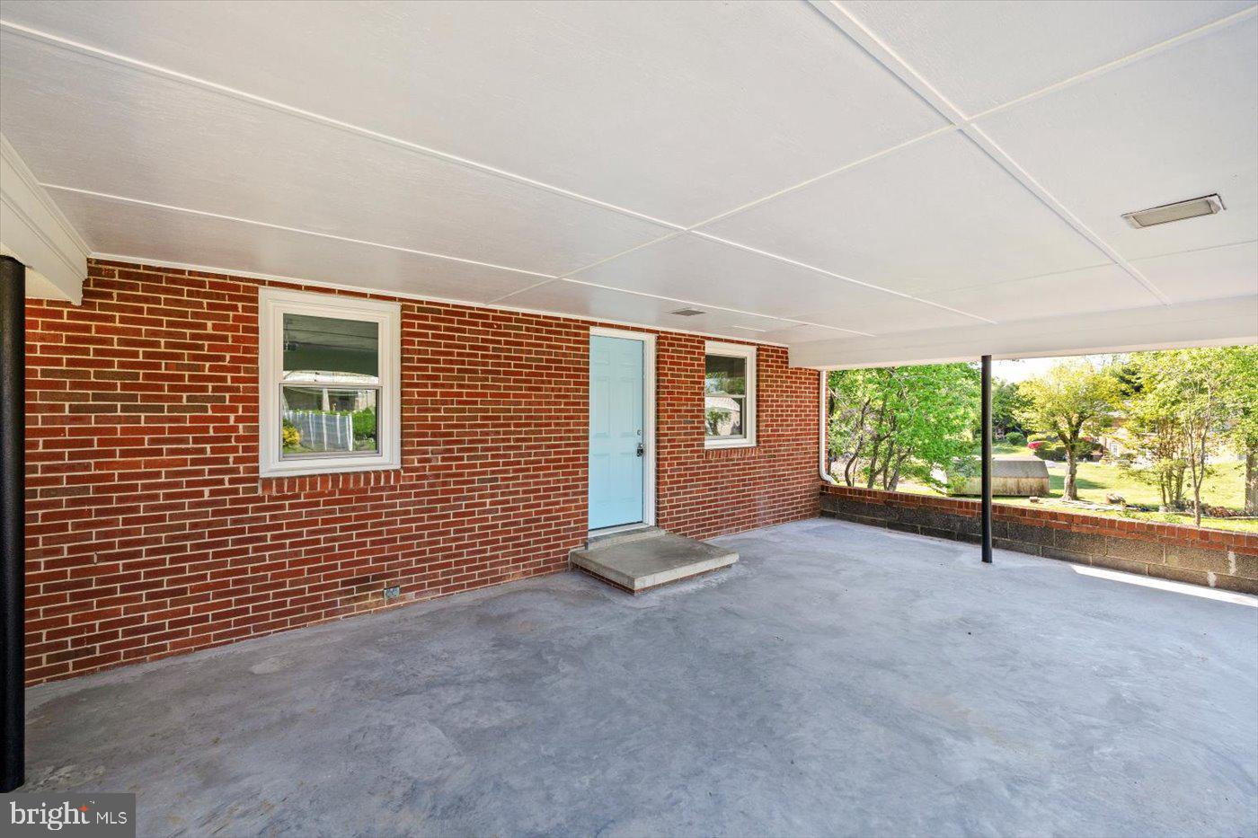 451 TRUSLOW RD, FREDERICKSBURG, Virginia 22405, 2 Bedrooms Bedrooms, 5 Rooms Rooms,1 BathroomBathrooms,Residential,For sale,451 TRUSLOW RD,VAST2037866 MLS # VAST2037866