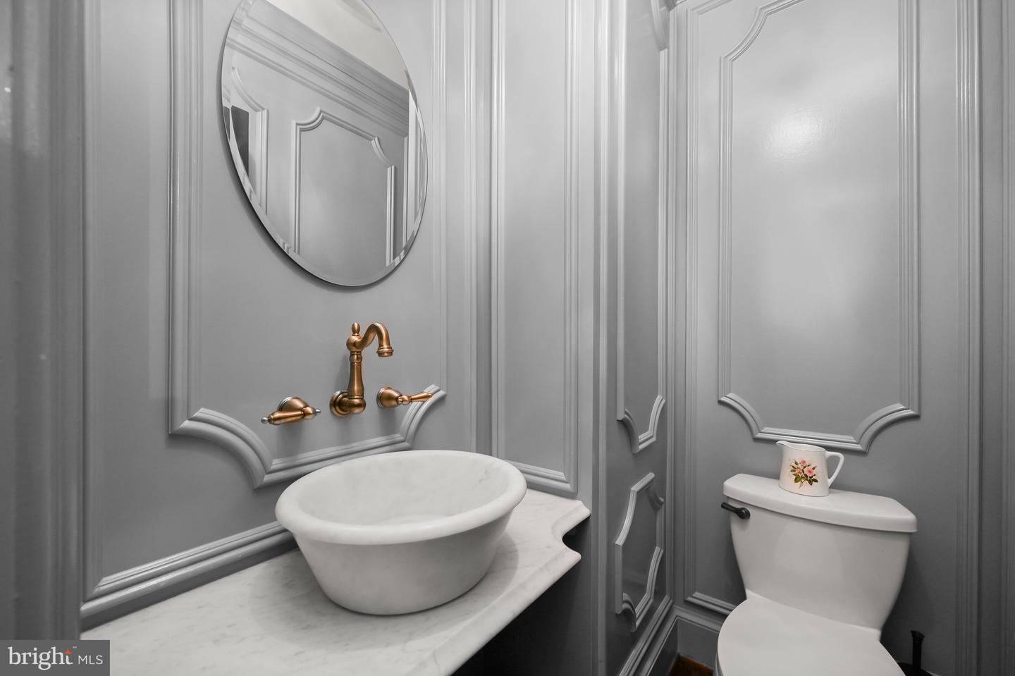 209 10TH ST SE, WASHINGTON, District Of Columbia 20003, 4 Bedrooms Bedrooms, ,3 BathroomsBathrooms,Residential,For sale,209 10TH ST SE,DCDC2196906 MLS # DCDC2196906