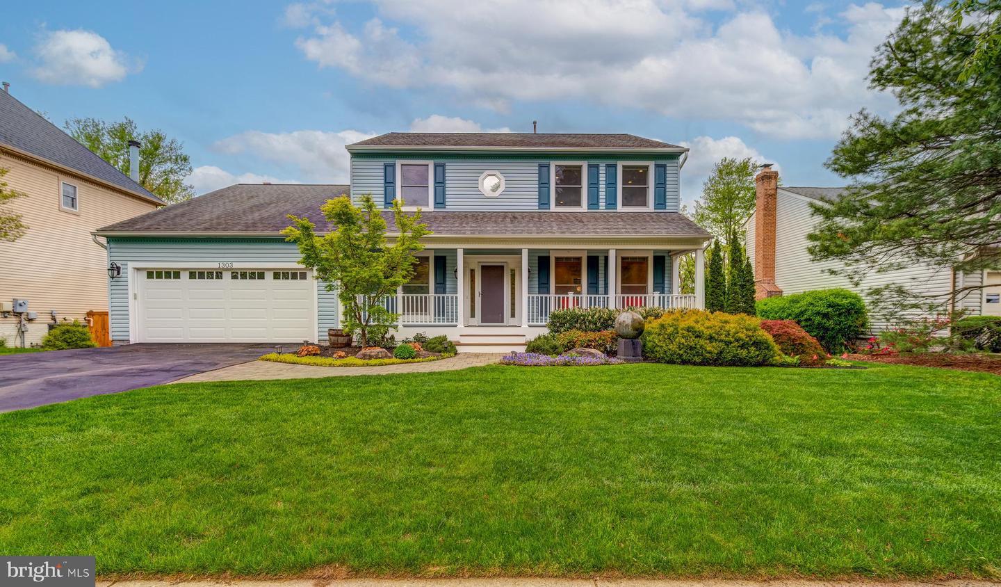 1303 CAMPBELL CT NE, LEESBURG, Virginia 20176, 4 Bedrooms Bedrooms, ,3 BathroomsBathrooms,Residential,For sale,1303 CAMPBELL CT NE,VALO2094594 MLS # VALO2094594