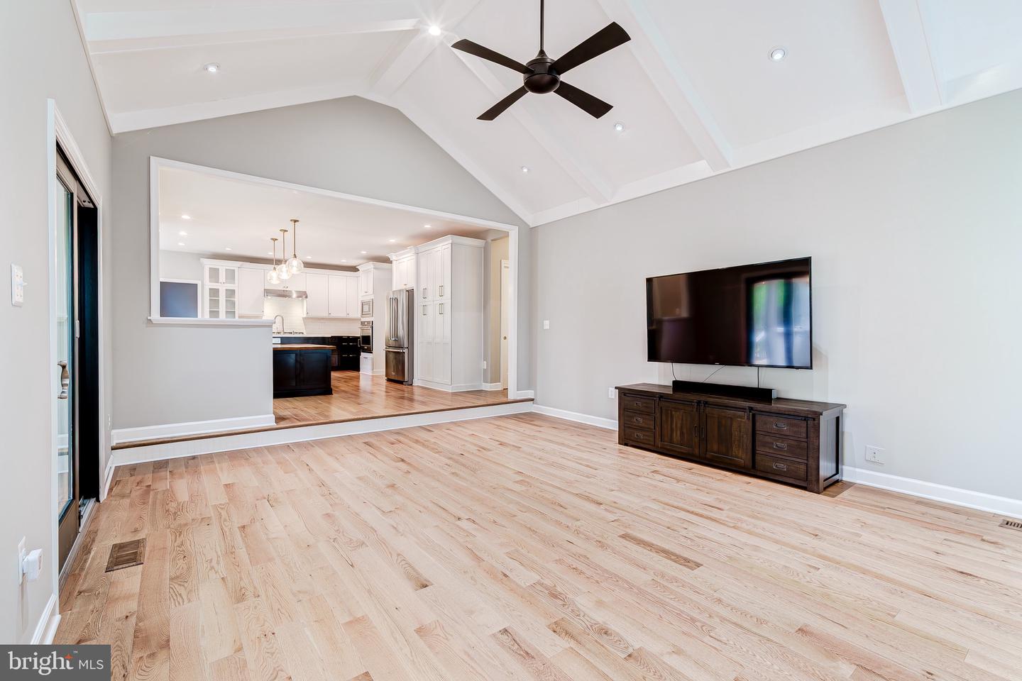 1303 CAMPBELL CT NE, LEESBURG, Virginia 20176, 4 Bedrooms Bedrooms, ,3 BathroomsBathrooms,Residential,For sale,1303 CAMPBELL CT NE,VALO2094594 MLS # VALO2094594