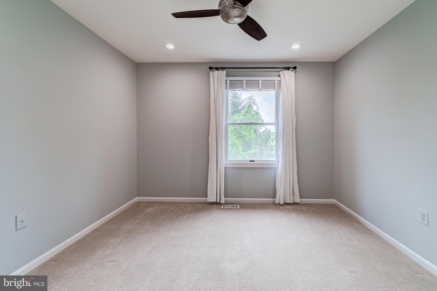 1303 CAMPBELL CT NE, LEESBURG, Virginia 20176, 4 Bedrooms Bedrooms, ,3 BathroomsBathrooms,Residential,For sale,1303 CAMPBELL CT NE,VALO2094594 MLS # VALO2094594