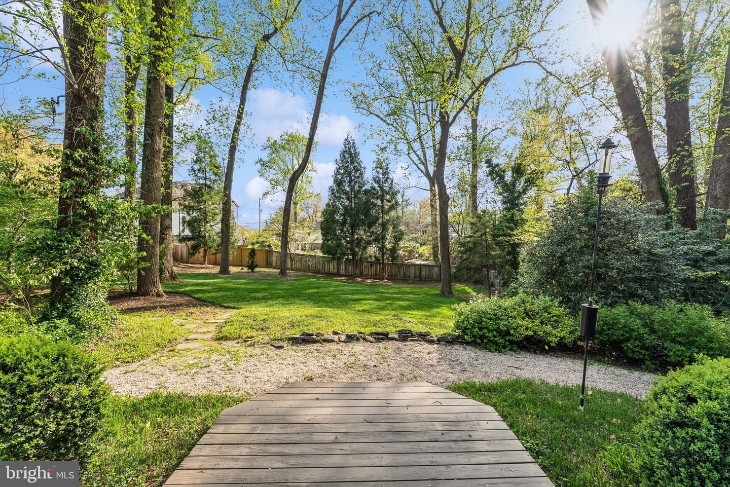 7903 OLD FALLS RD, MCLEAN, Virginia 22102, 5 Bedrooms Bedrooms, ,4 BathroomsBathrooms,Residential,For sale,7903 OLD FALLS RD,VAFX2236092 MLS # VAFX2236092