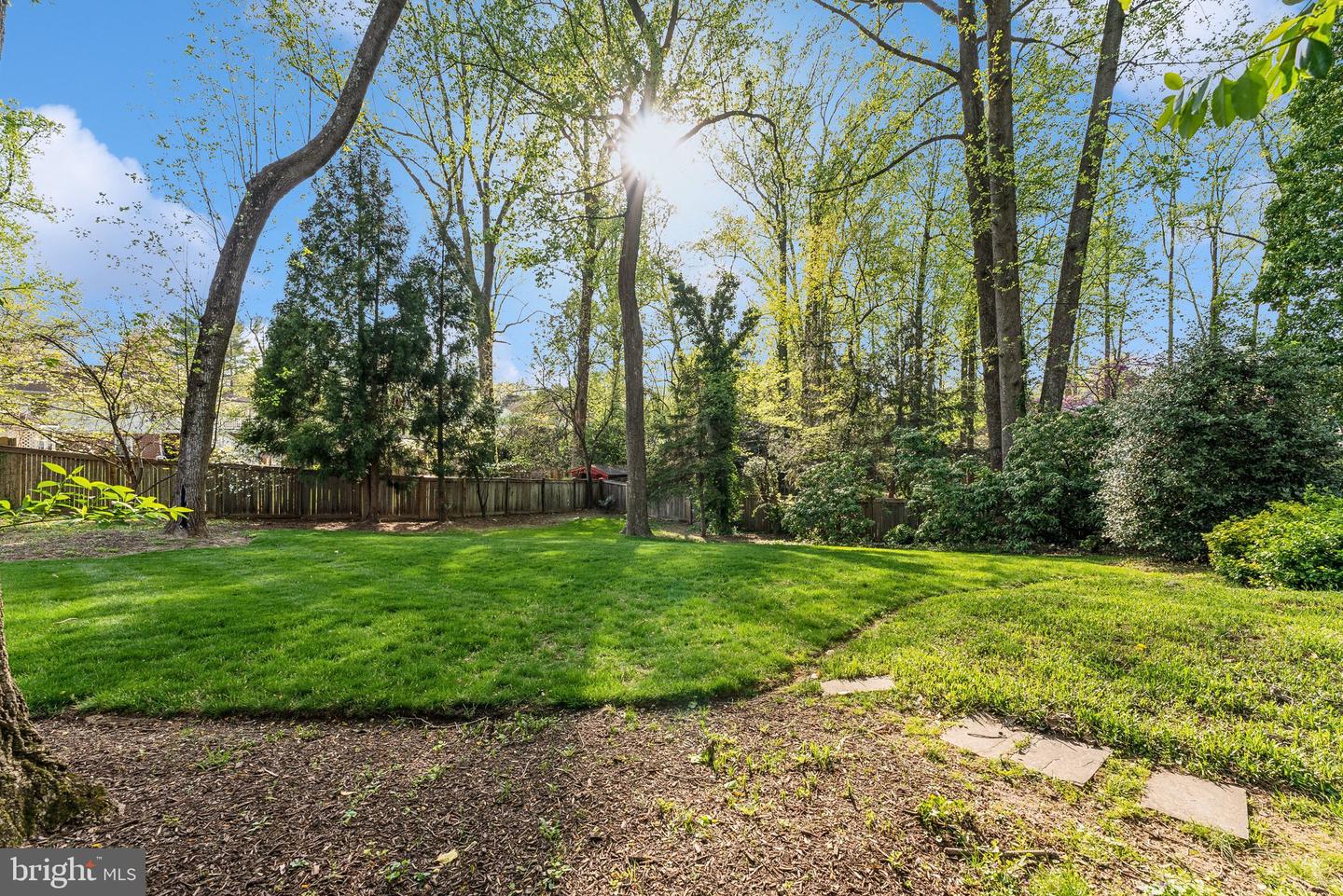 7903 OLD FALLS RD, MCLEAN, Virginia 22102, 5 Bedrooms Bedrooms, ,4 BathroomsBathrooms,Residential,For sale,7903 OLD FALLS RD,VAFX2236092 MLS # VAFX2236092