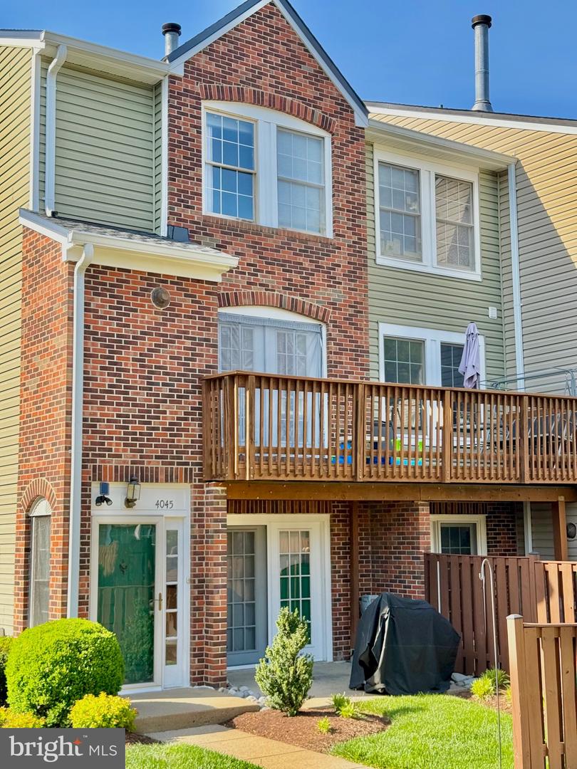 4045 CHETHAM WAY, WOODBRIDGE, Virginia 22192, 3 Bedrooms Bedrooms, ,2 BathroomsBathrooms,Residential,For sale,4045 CHETHAM WAY,VAPW2092732 MLS # VAPW2092732