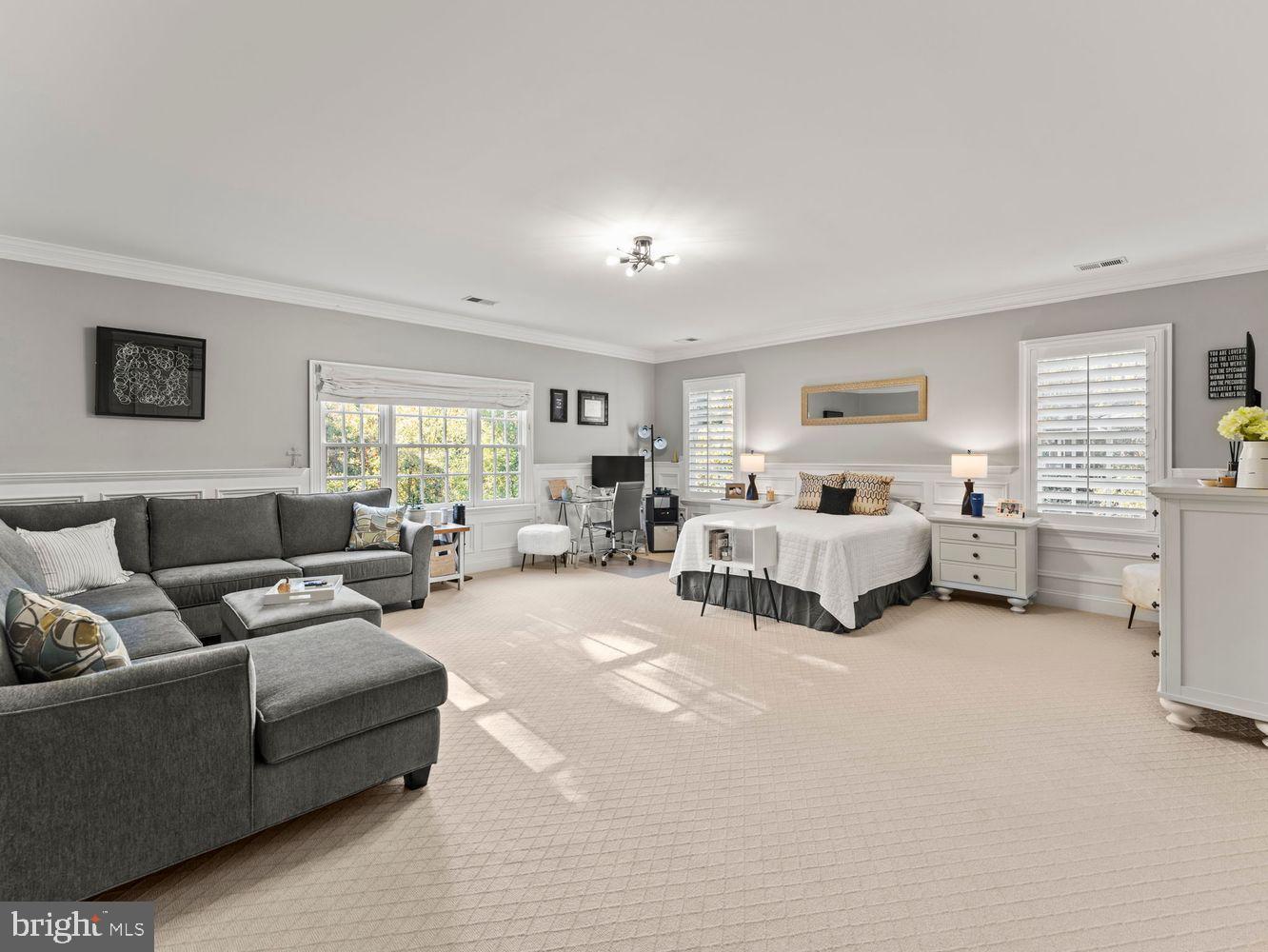2501 N LINCOLN ST, ARLINGTON, Virginia 22207, 5 Bedrooms Bedrooms, ,5 BathroomsBathrooms,Residential,For sale,2501 N LINCOLN ST,VAAR2056474 MLS # VAAR2056474