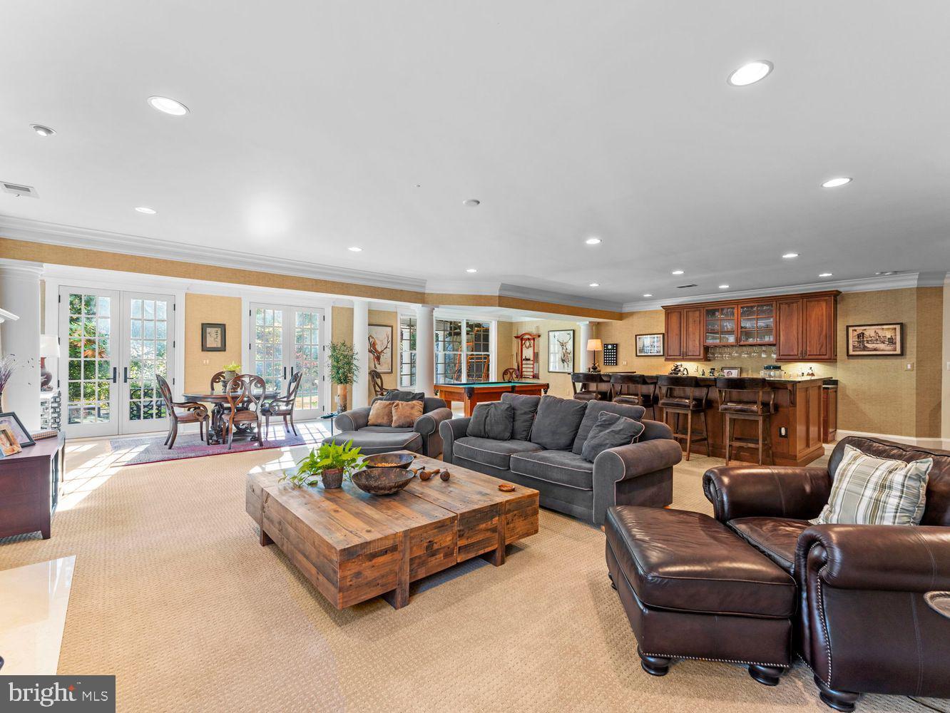 2501 N LINCOLN ST, ARLINGTON, Virginia 22207, 5 Bedrooms Bedrooms, ,5 BathroomsBathrooms,Residential,For sale,2501 N LINCOLN ST,VAAR2056474 MLS # VAAR2056474