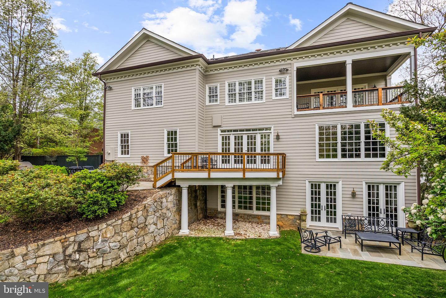2501 N LINCOLN ST, ARLINGTON, Virginia 22207, 5 Bedrooms Bedrooms, ,5 BathroomsBathrooms,Residential,For sale,2501 N LINCOLN ST,VAAR2056474 MLS # VAAR2056474