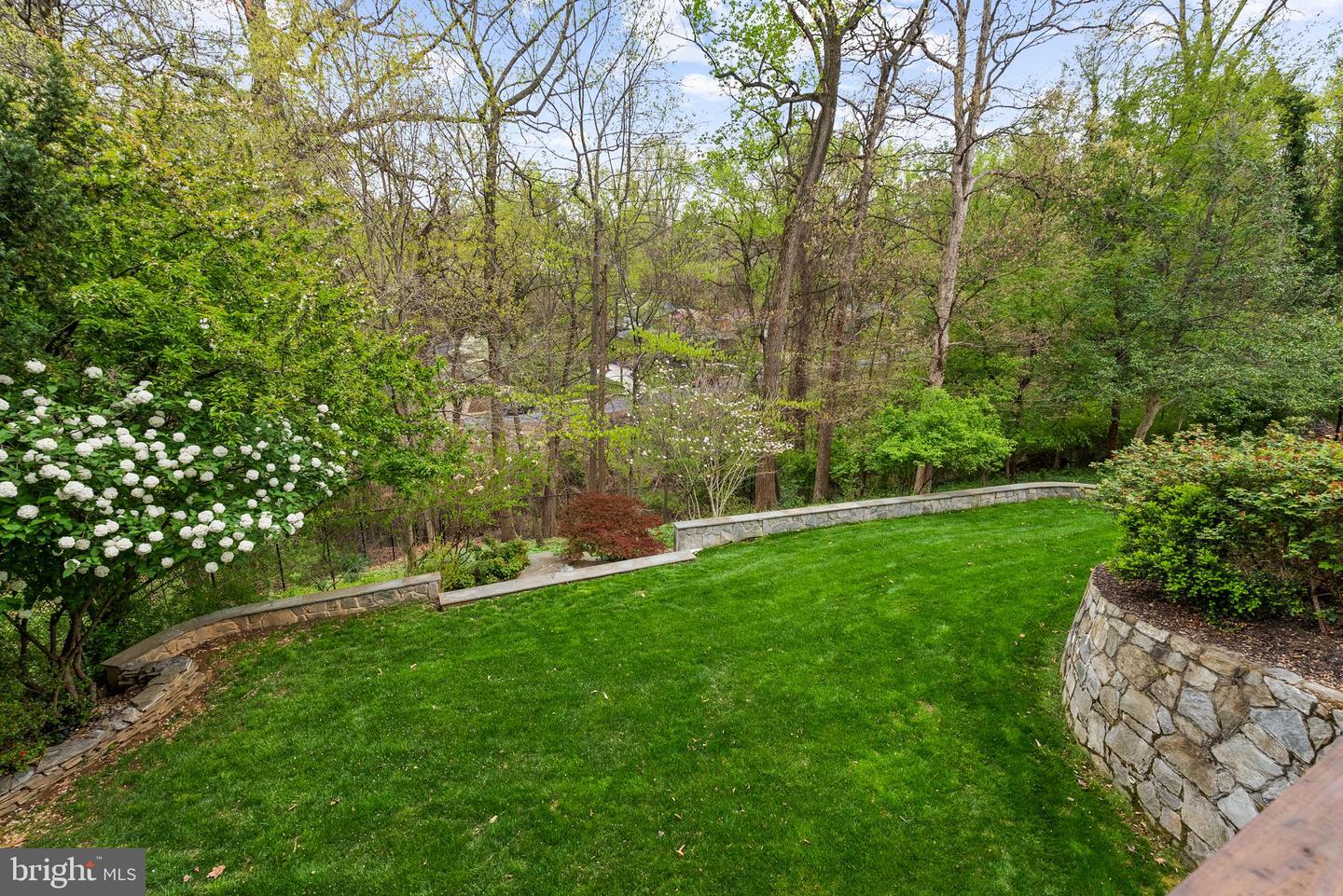 2501 N LINCOLN ST, ARLINGTON, Virginia 22207, 5 Bedrooms Bedrooms, ,5 BathroomsBathrooms,Residential,For sale,2501 N LINCOLN ST,VAAR2056474 MLS # VAAR2056474