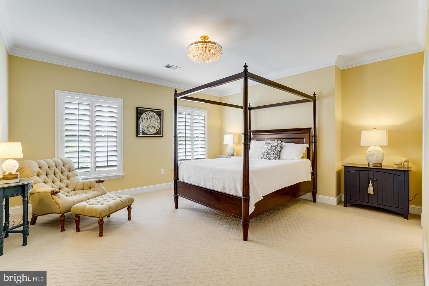 2501 N LINCOLN ST, ARLINGTON, Virginia 22207, 5 Bedrooms Bedrooms, ,5 BathroomsBathrooms,Residential,For sale,2501 N LINCOLN ST,VAAR2056474 MLS # VAAR2056474