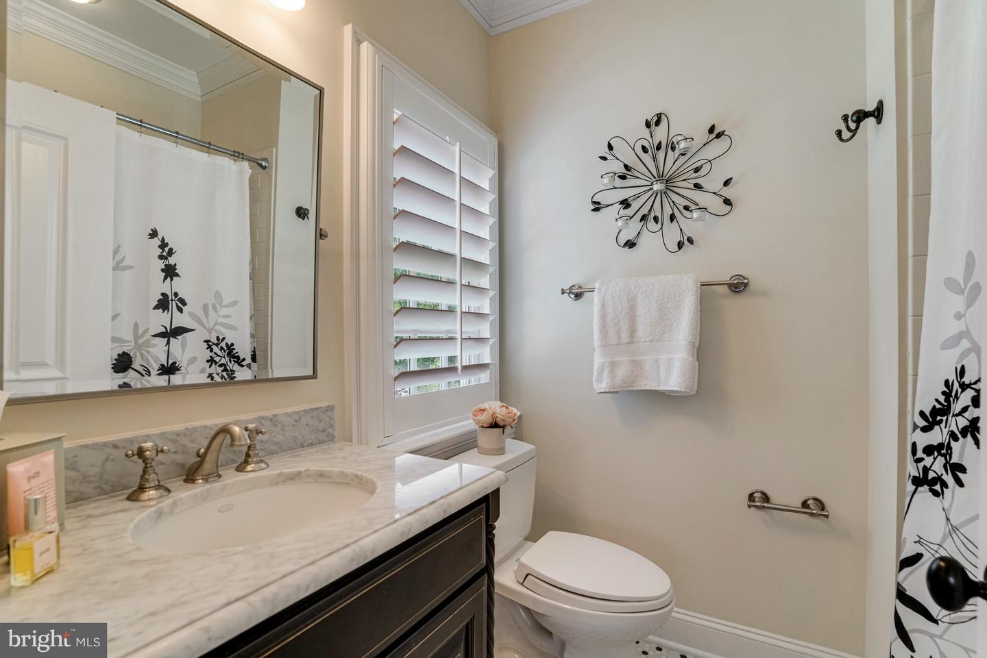 2501 N LINCOLN ST, ARLINGTON, Virginia 22207, 5 Bedrooms Bedrooms, ,5 BathroomsBathrooms,Residential,For sale,2501 N LINCOLN ST,VAAR2056474 MLS # VAAR2056474